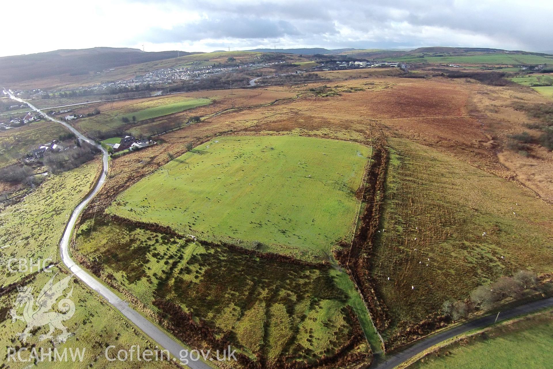 Digital aerial photograph showing Coelbren Roman Fort.