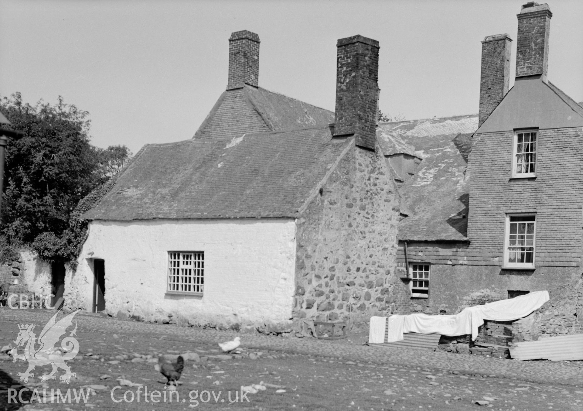 Black and white nitrate negative showing exterior view of Brynodol.