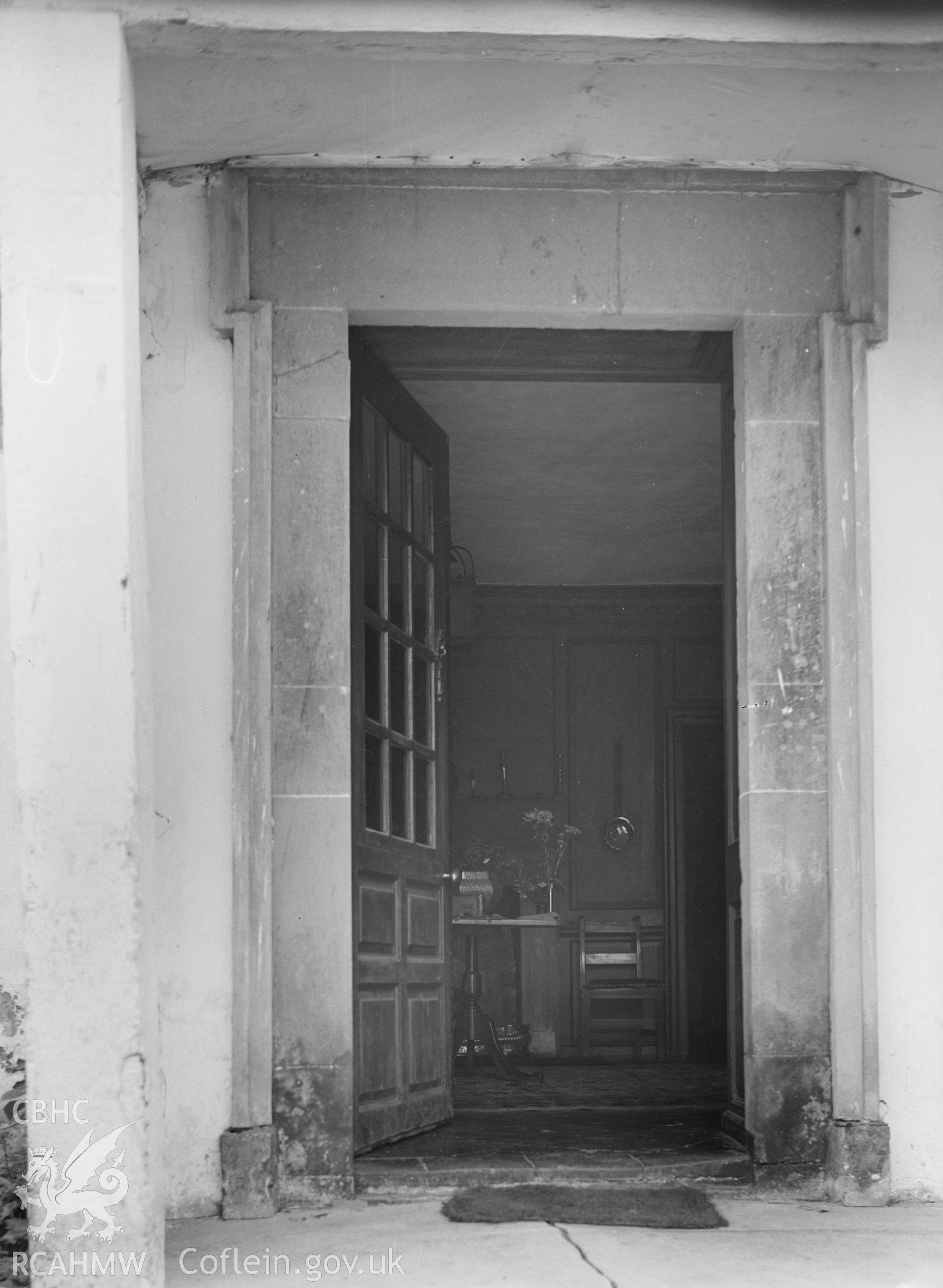 Black and white nitrate negative showing interior view of Brynodol.