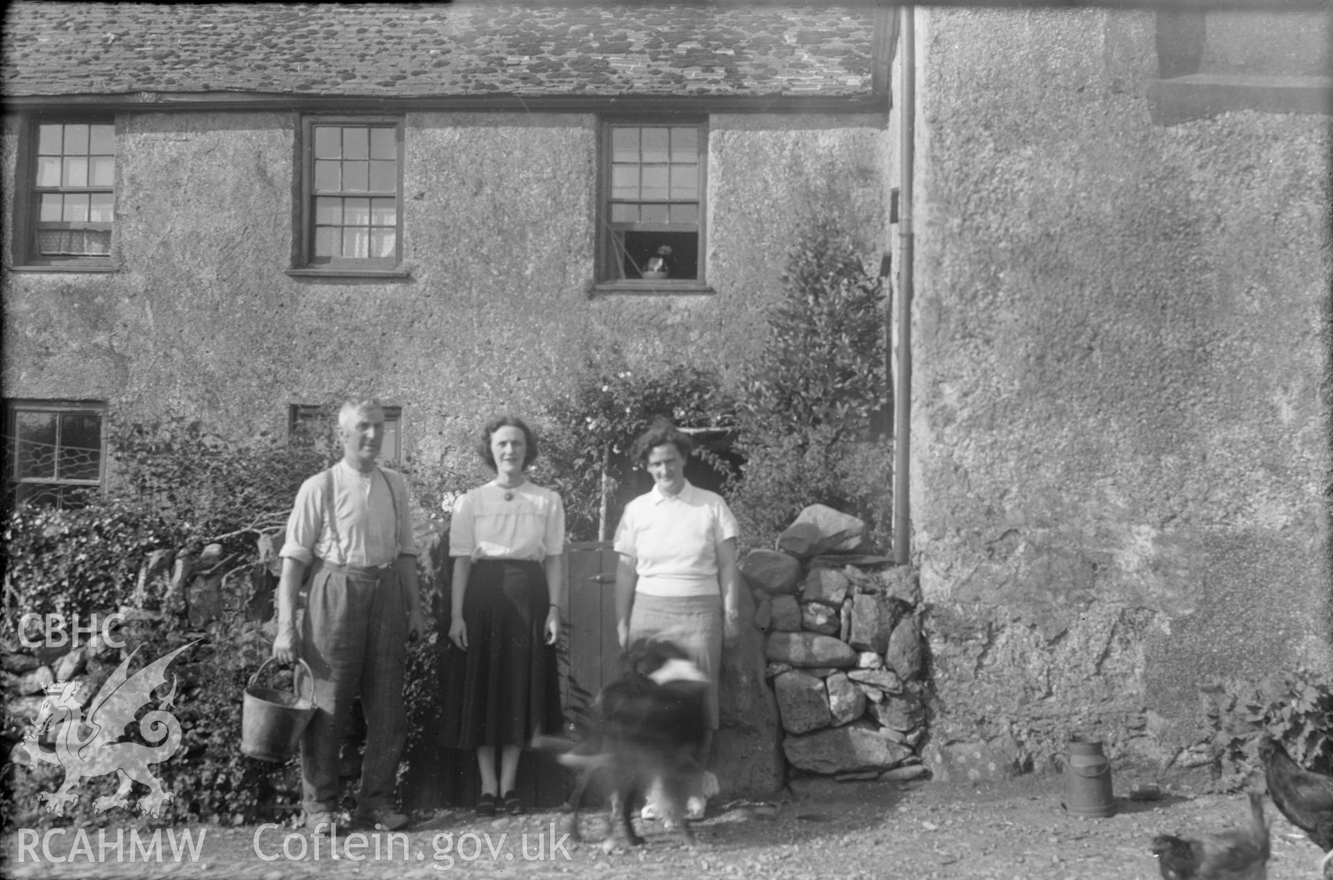 Black and white nitrate negative showing exterior view of Plas Glan yr Afon.