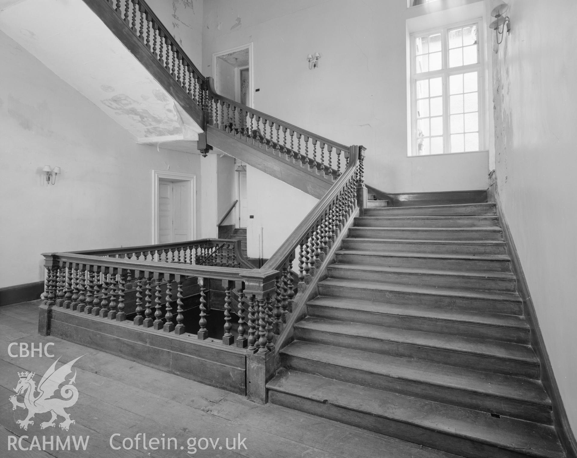 Interior, stair. NA/GEN/98/046