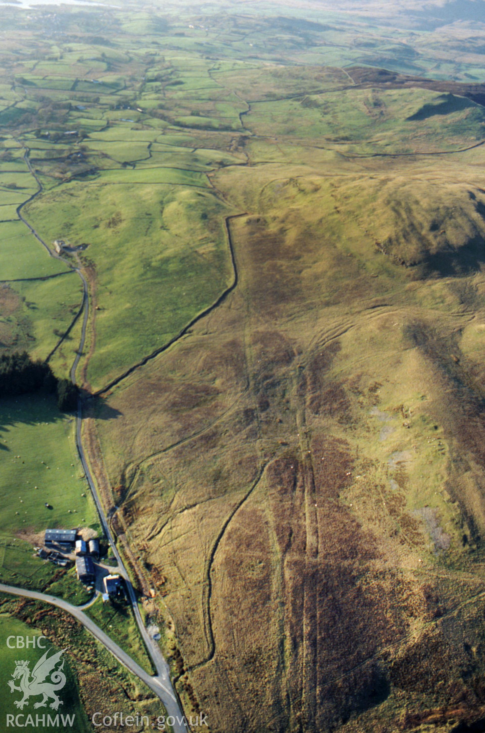 RCAHMW colour slide oblique aerial photograph of Sarn Helen, Pen-y-stryd to Dolgain, Trawsfynydd, taken by C.R.Musson on the 06/05/1996