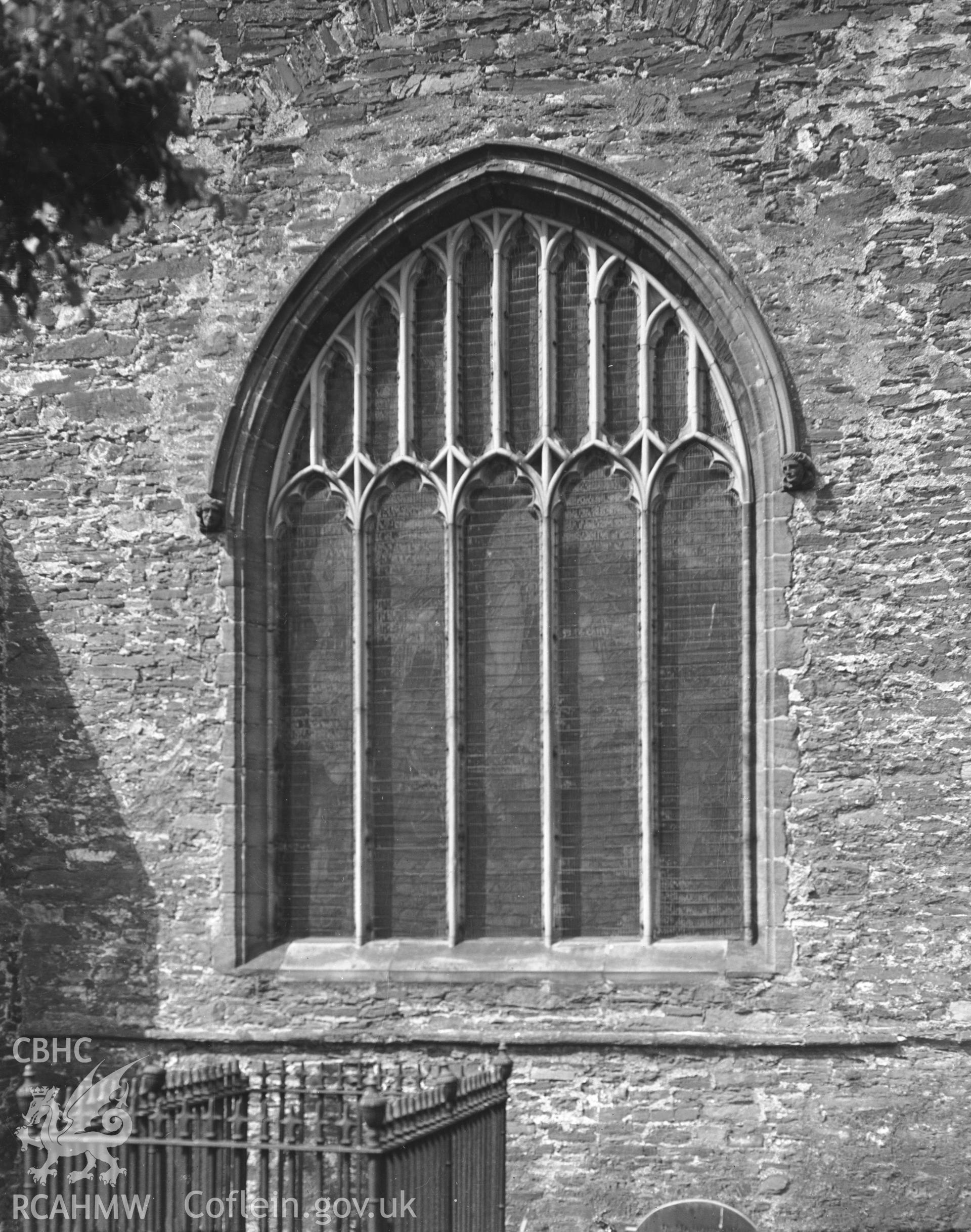 Exterior view of window at St Marys Church Conwy taken in 10.09.1951.