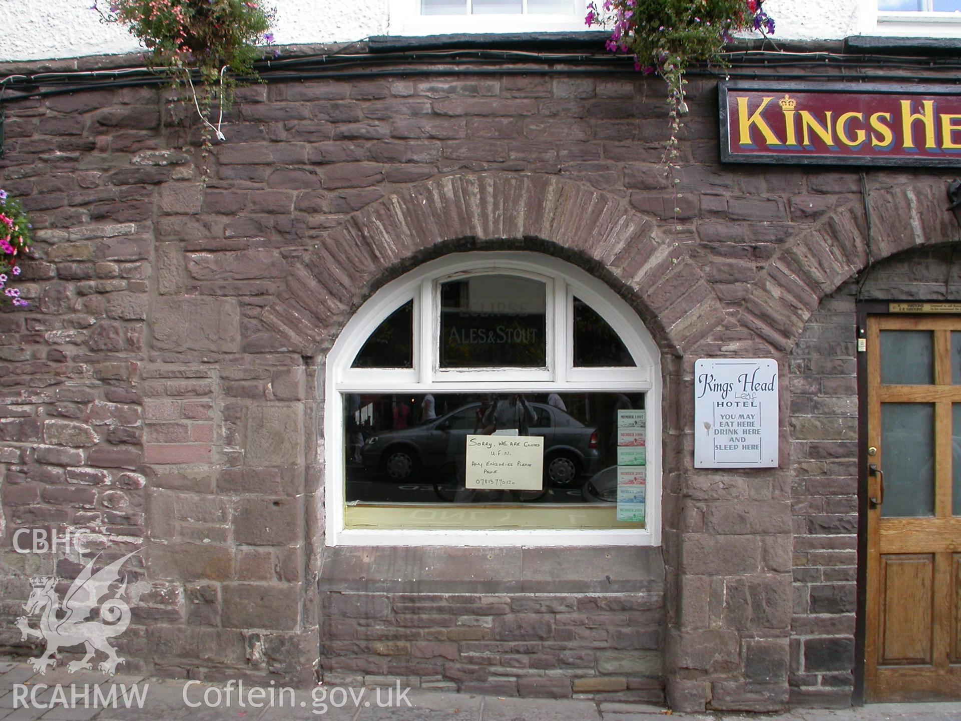 S-W elevation, King's Head arch detail.