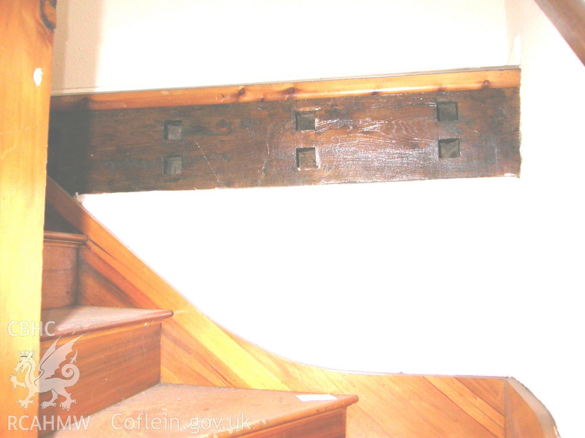 Bank House interior, second-floor cross-wall ceiling-beam.