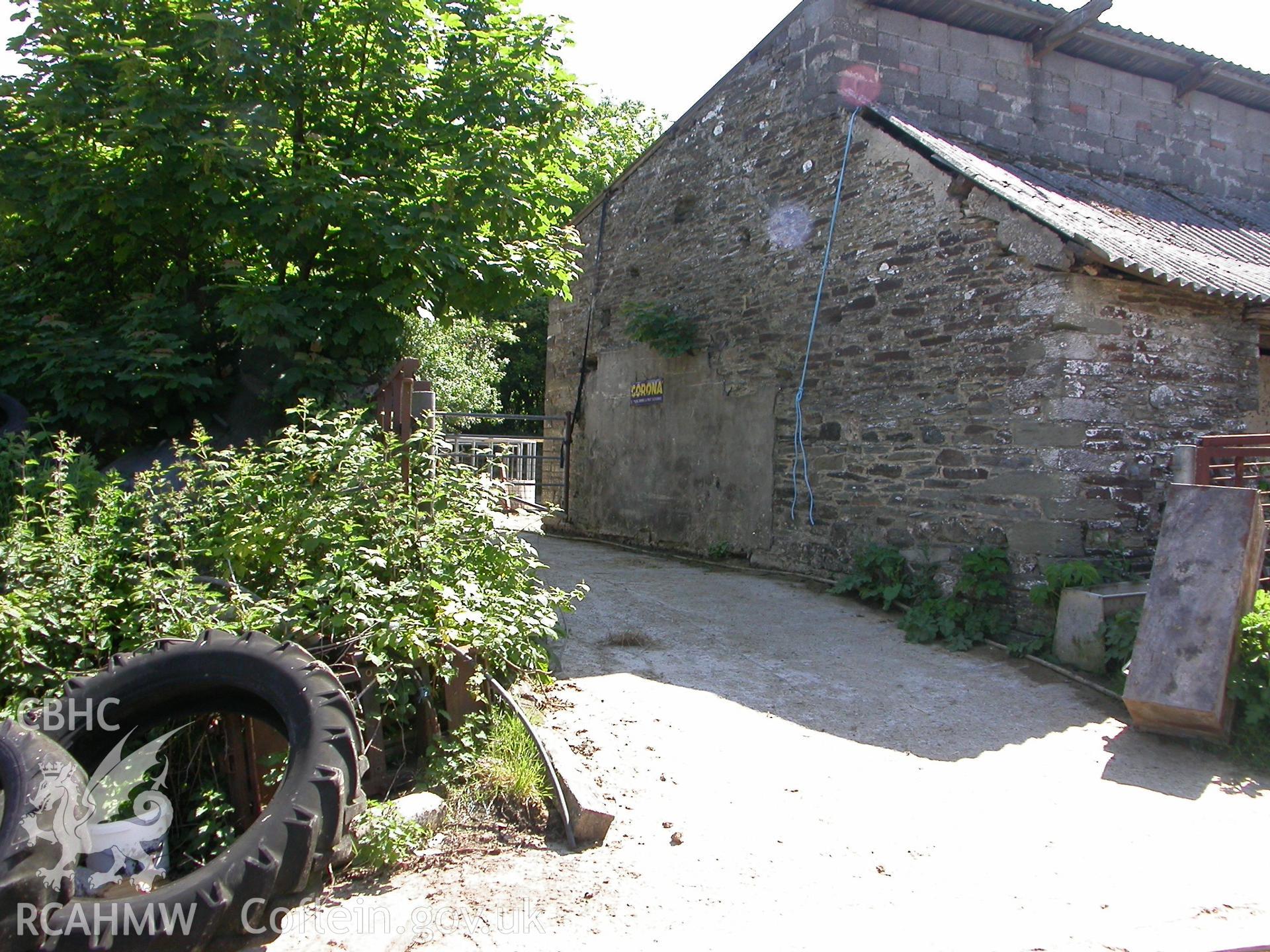 Combination range, N gable-end.