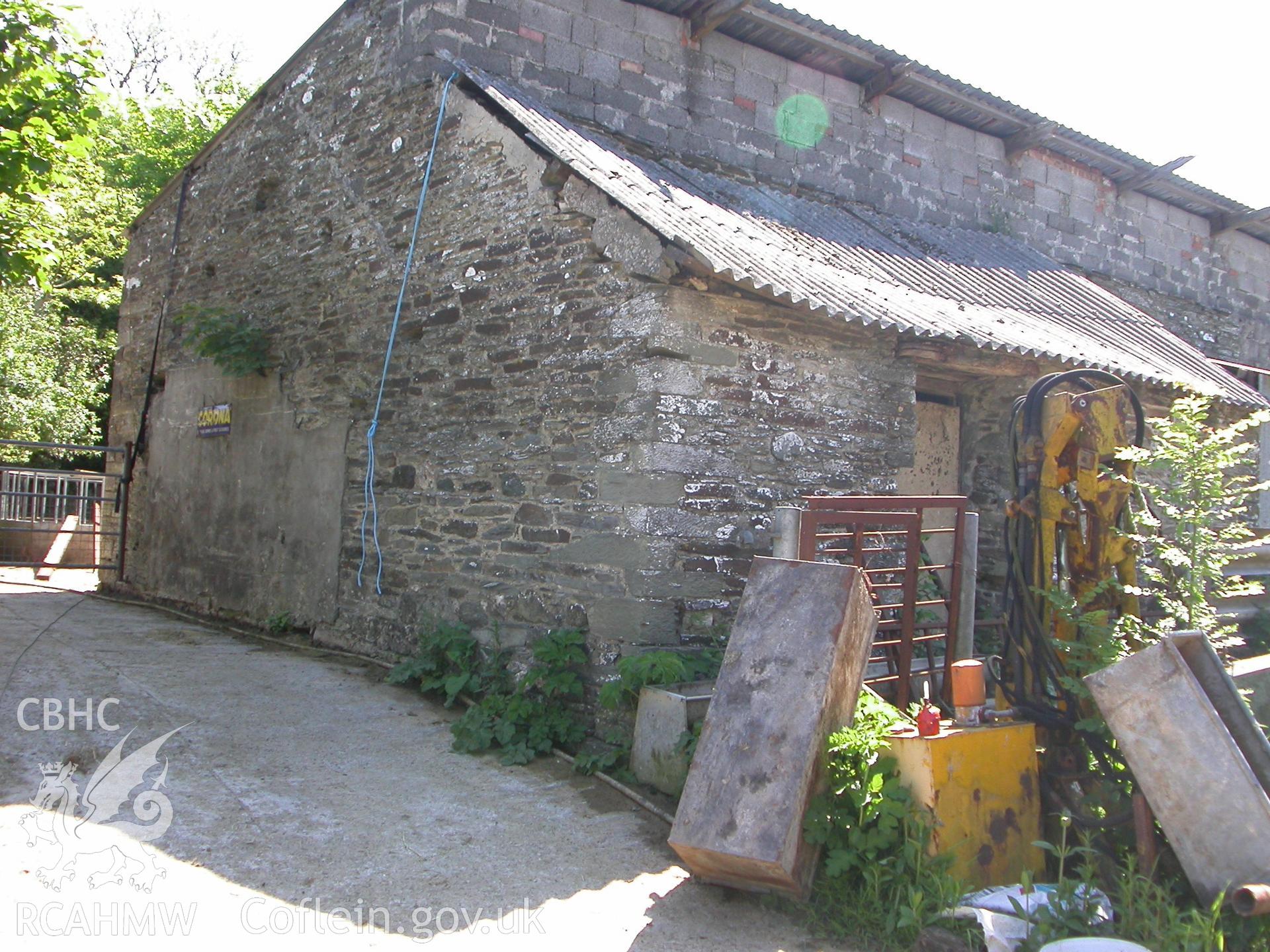 Combination range, N gable-end.