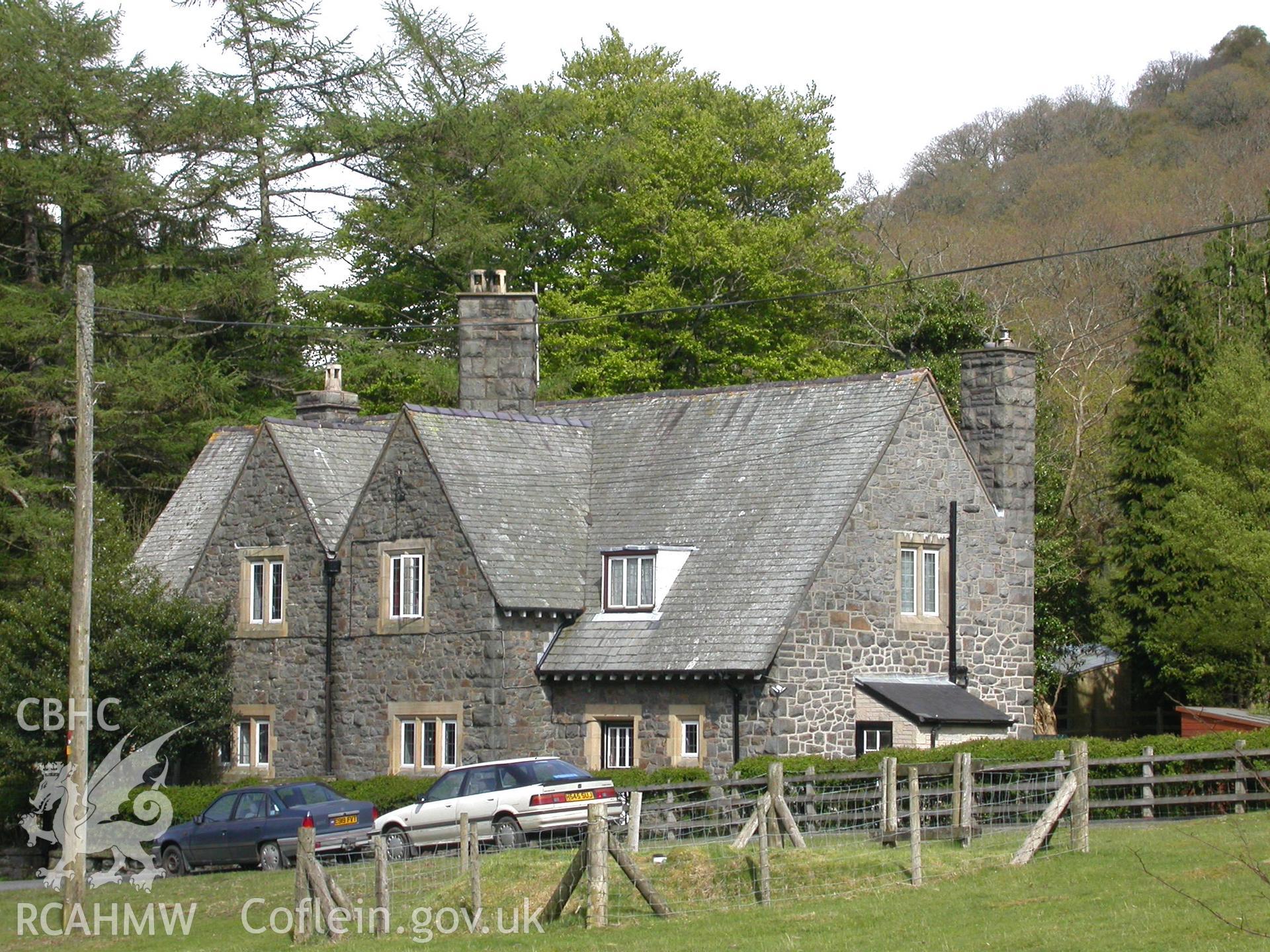 Colour digital photograph of Elan Village House Nos. 10 & 11, by Stephen Hughes, 07/05/2004.