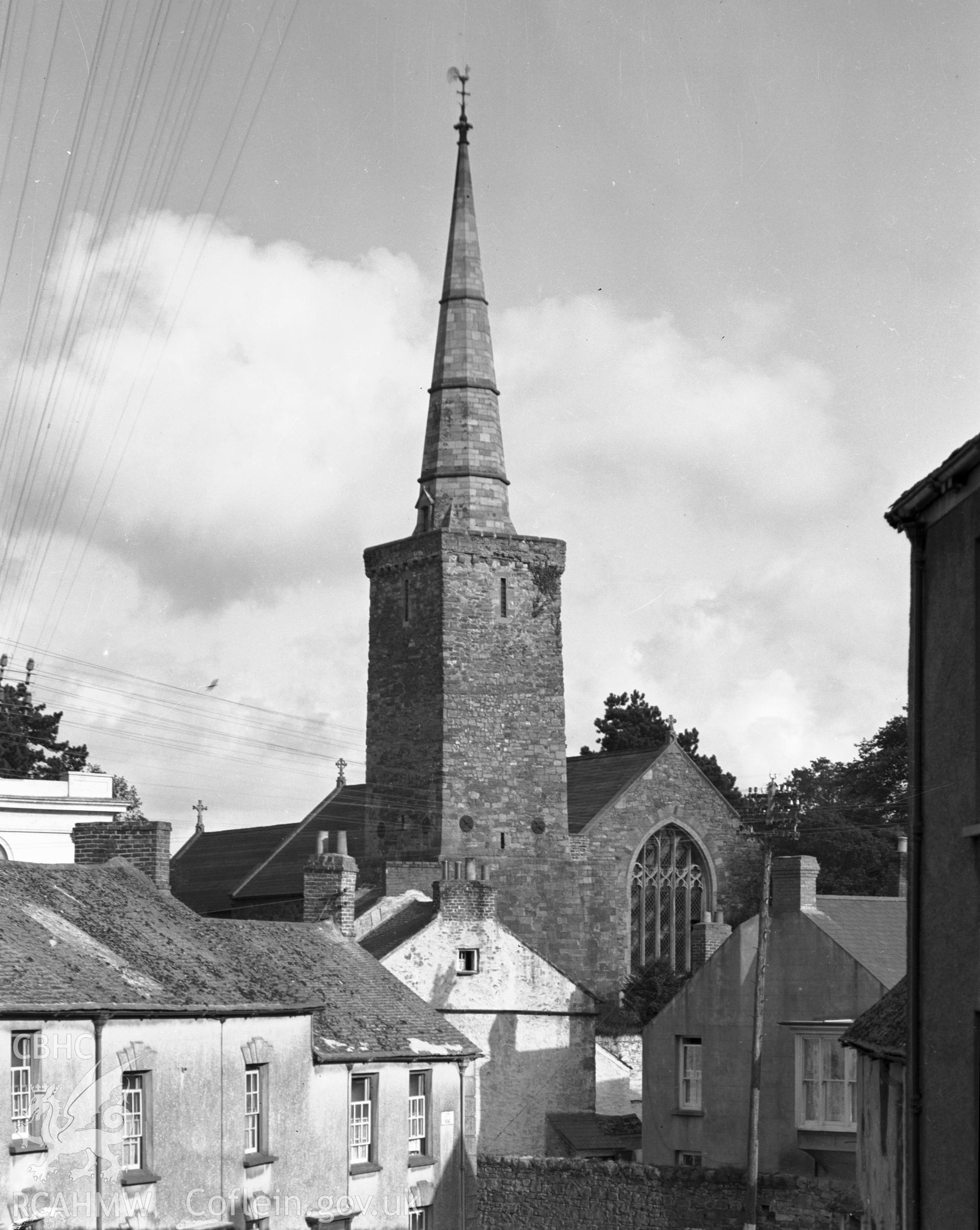 Exterior view of St Martins Church, Haverfordwest taken in 09.08.1941.