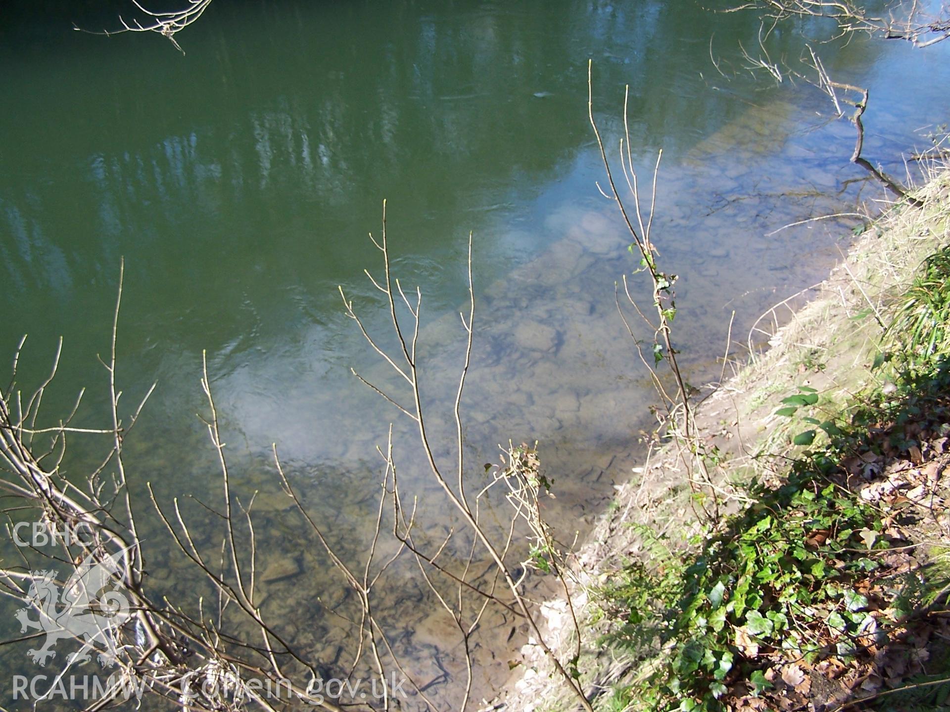 Detail showing a section of the apron quay below the water line of the River Teifi.