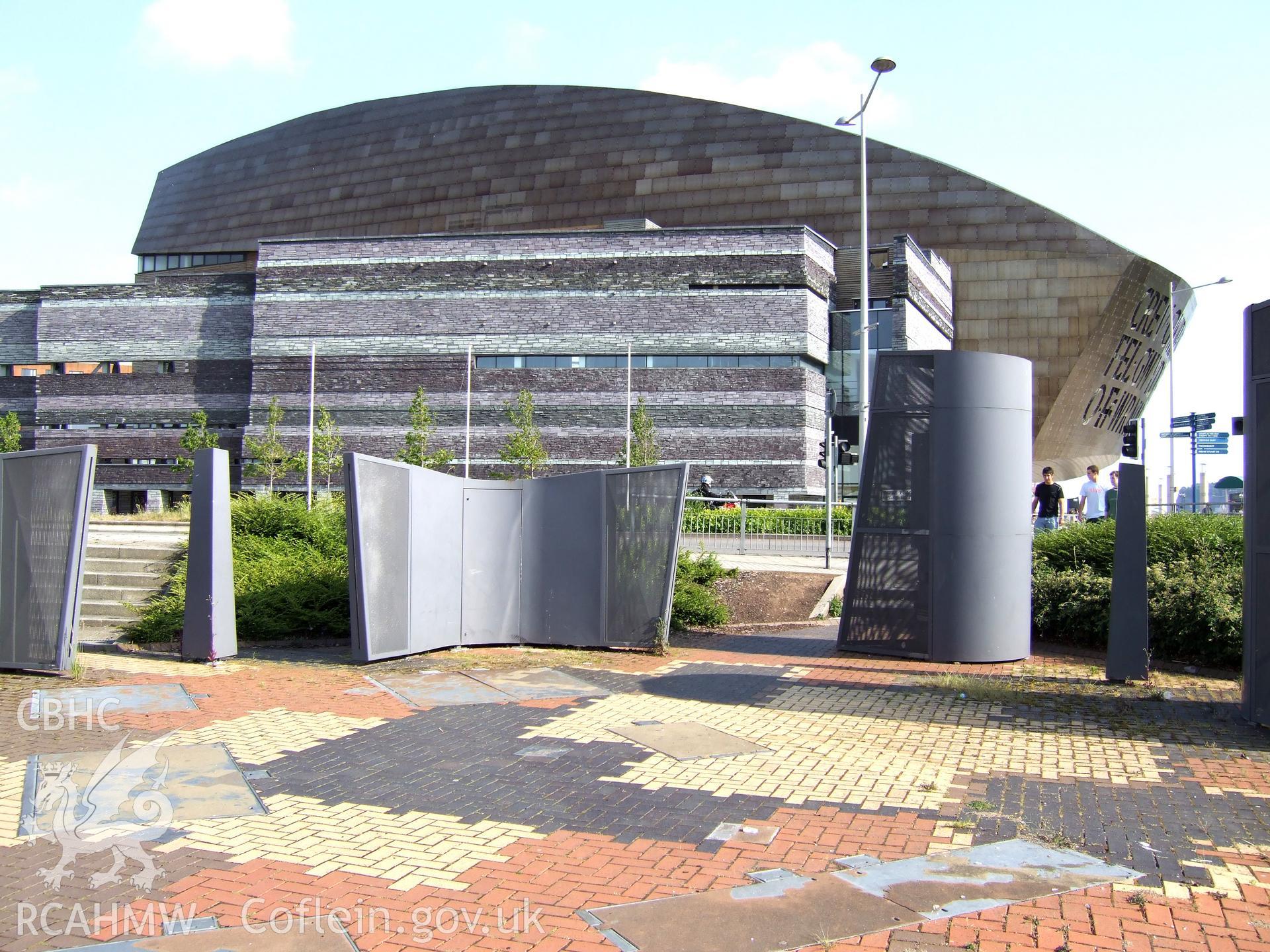 Centre from the north over sculpture garden showing curve of auditorium roof.