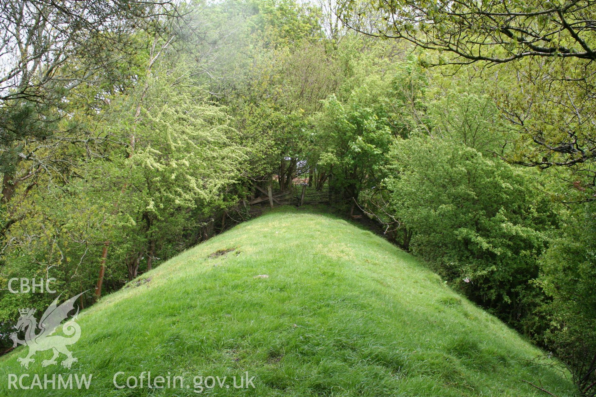 Colour digital photograph of Penpontbren Junction, south of Llanidloes, by Brian Malaws, 20/05/2006.