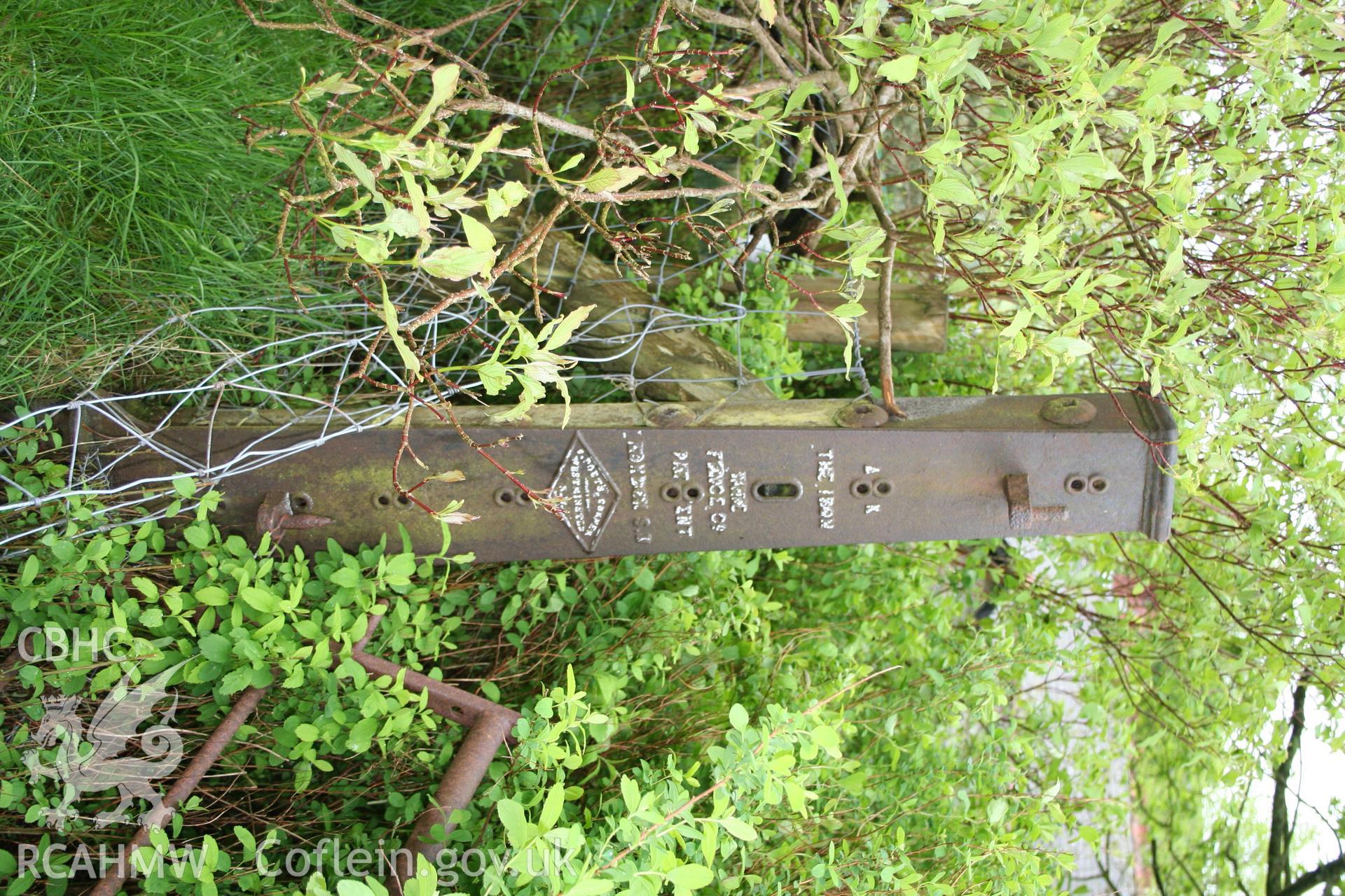 Detail of The Iron Wire Fence Co gatepost.