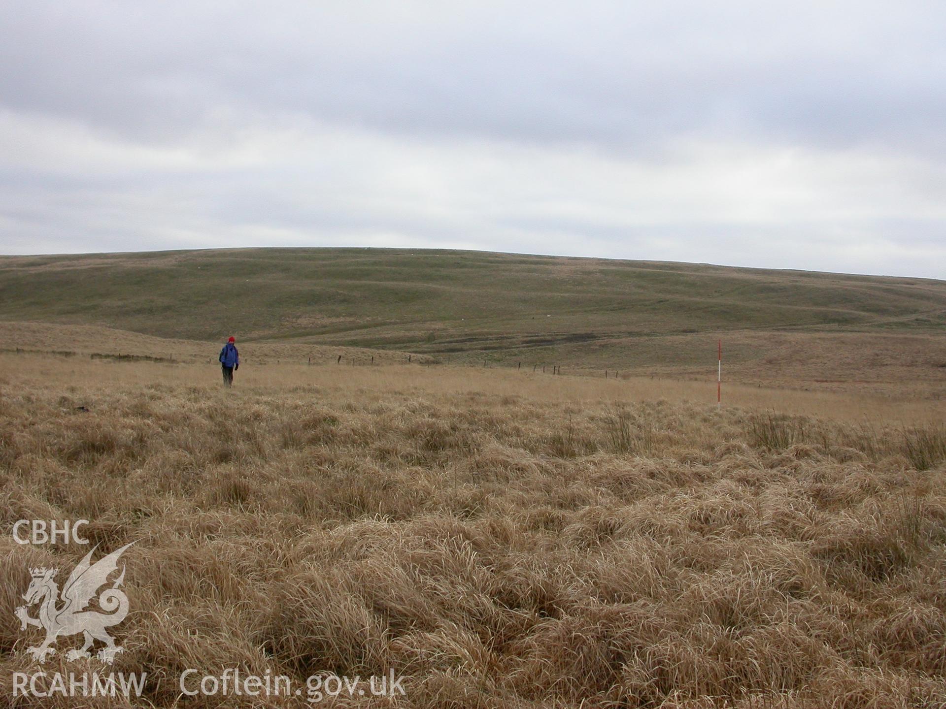 RCAHMW digital photographic survey of Cefn y Bryn Ring Cairn, by David Leighton, 13/01/2006.