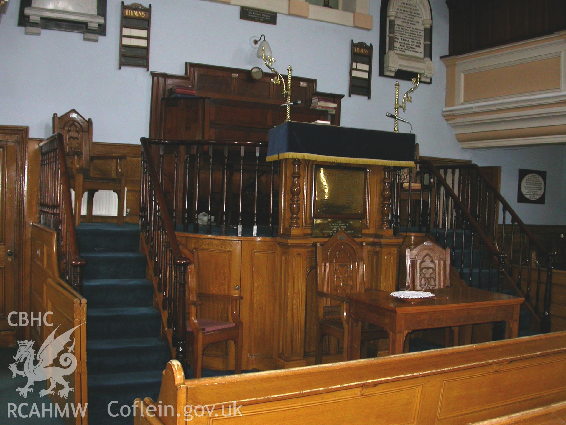 S?t fawr, or Deacon?s Seat, & twin-staired NE platform pulpit, viewed from the SW.