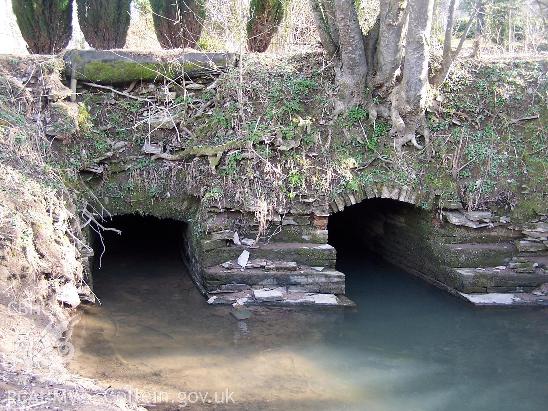 Detail of the double arched portal of the culvert outtake.