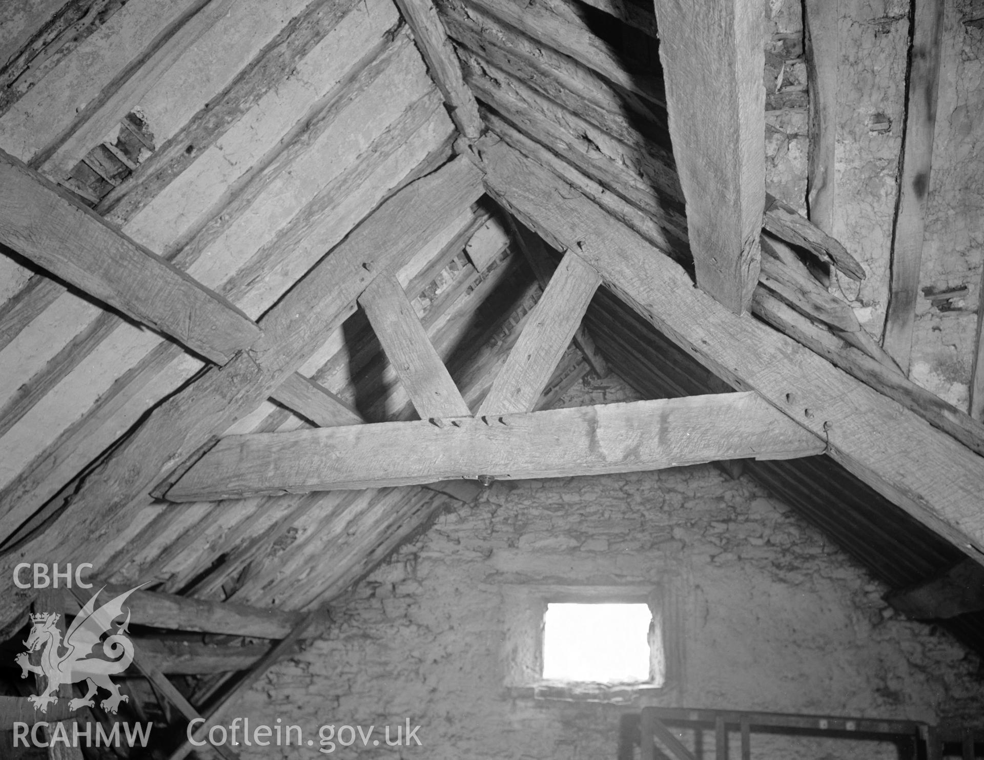 Interior view of Parlwr Mawr, Conwy showing roof space, taken 01.01.1947.