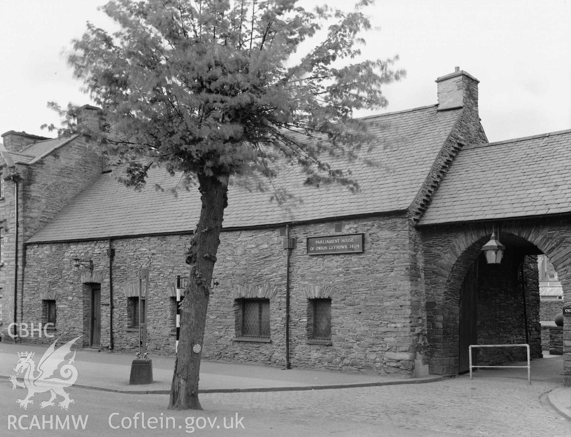 Exterior view of Glyndwr Institute, Machynlleth, taken 15.04.61.