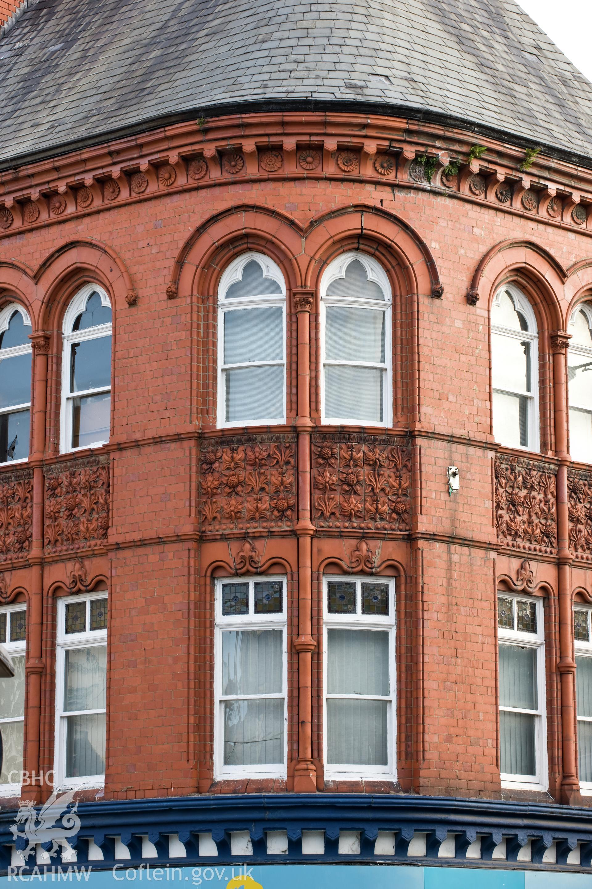 Detail of terracota work on upper floors.