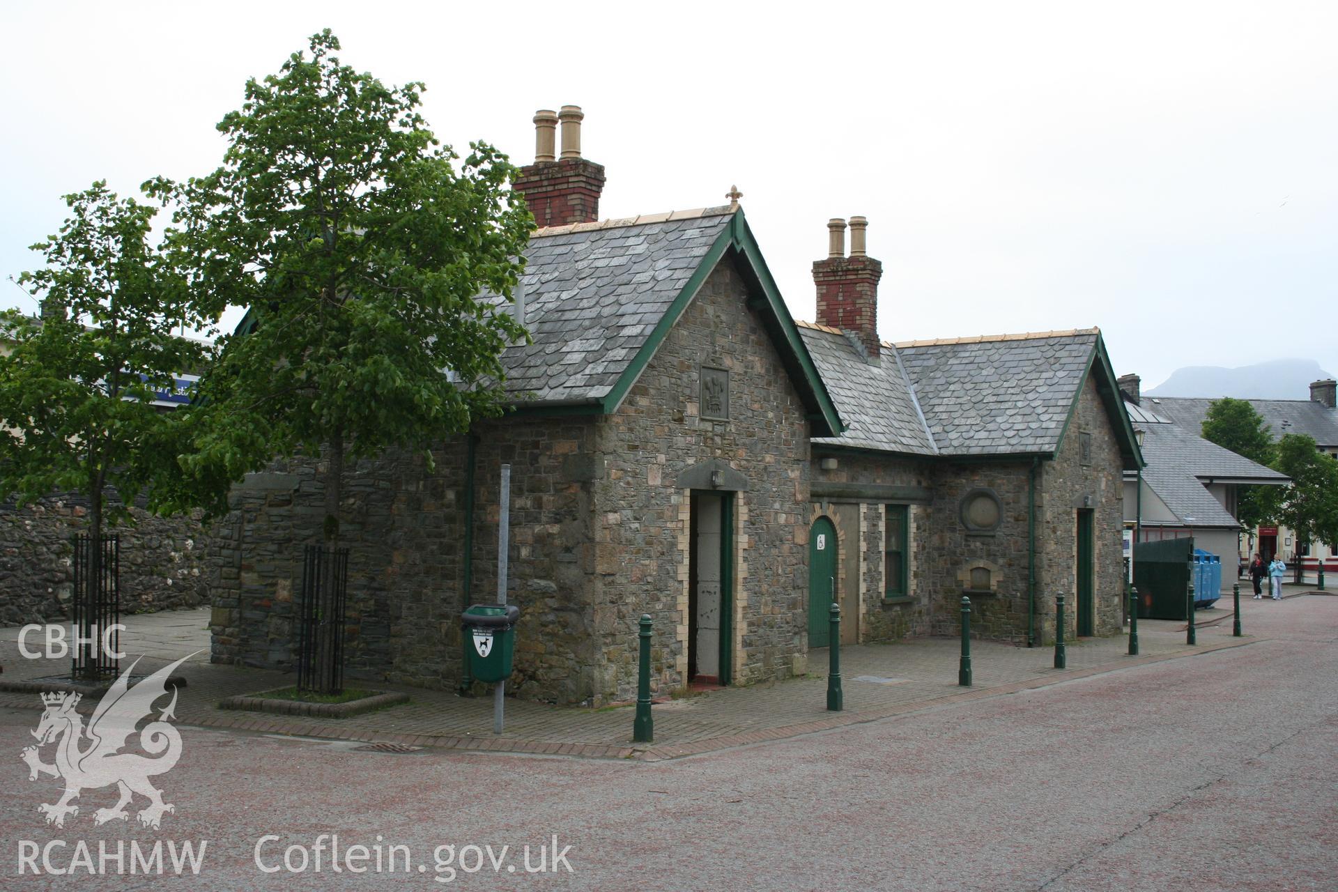 Station building looking south west.