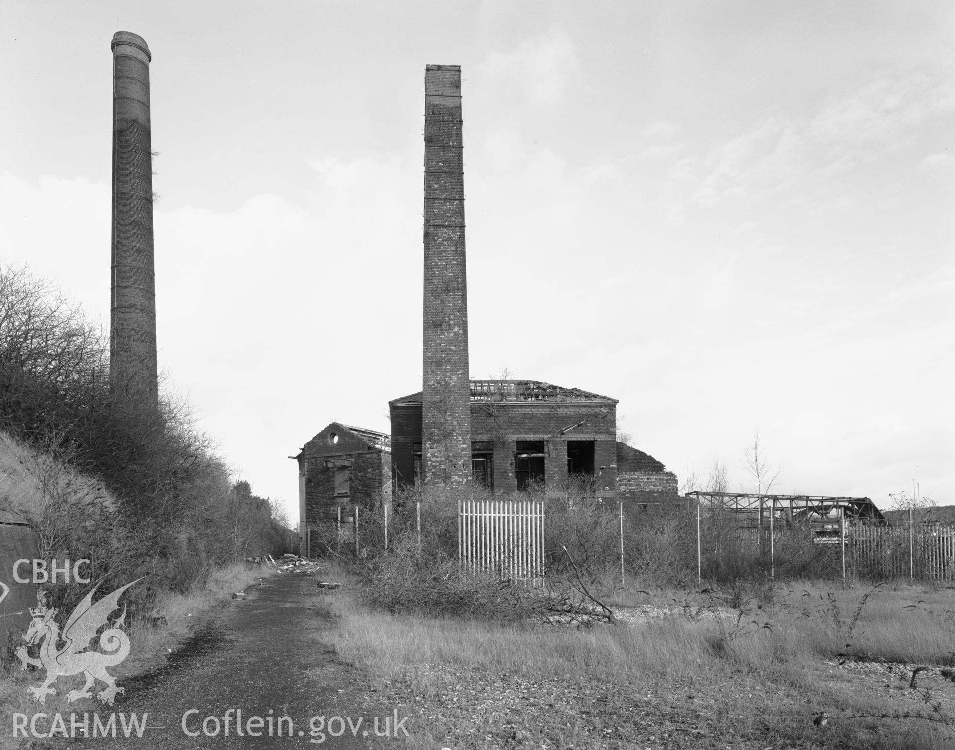 Hafod Works 1910 engine house (nprn 33710) and chimney (nprn 300187) from S.