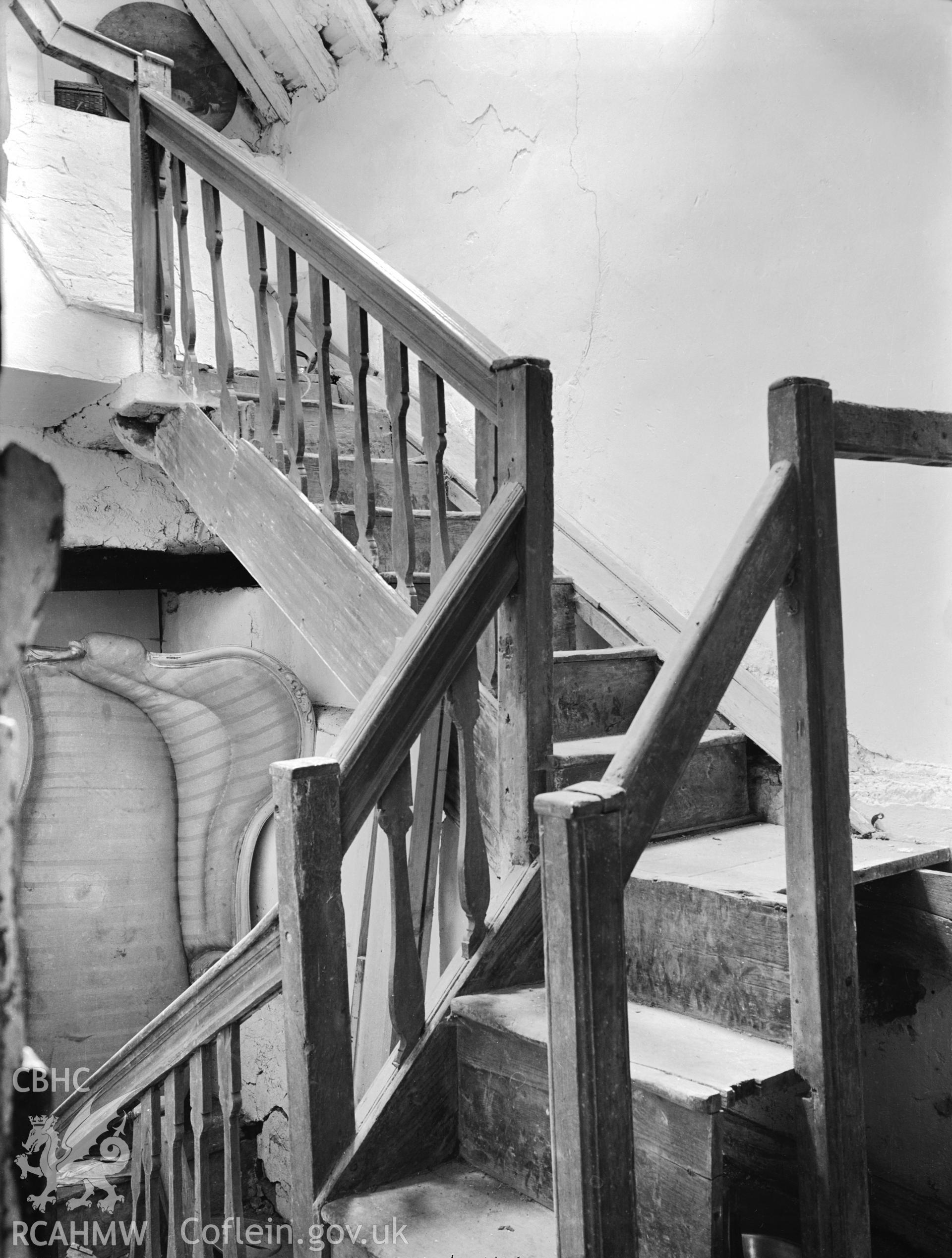 Interior view showing the rear staircase.