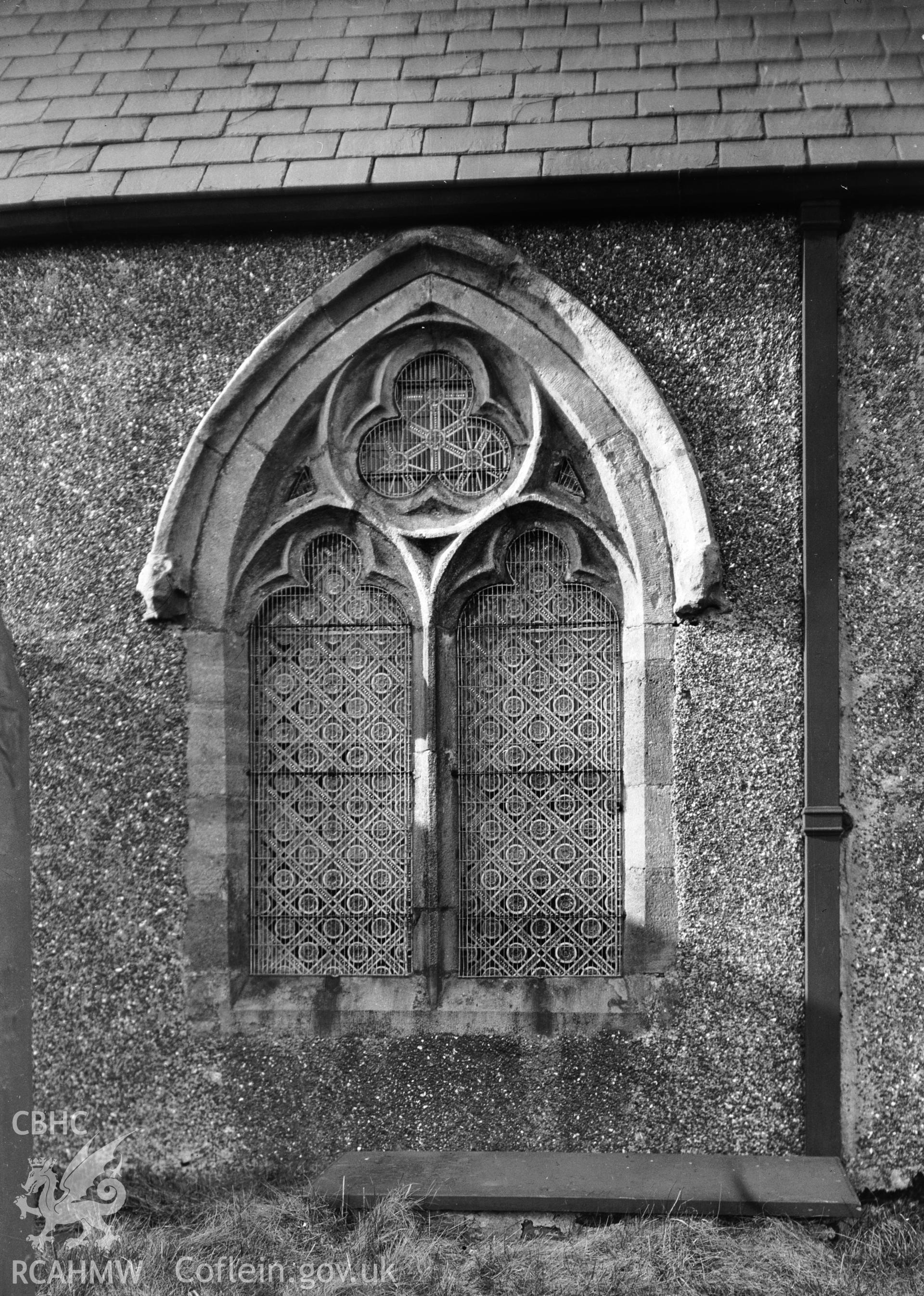 Chancel, South window