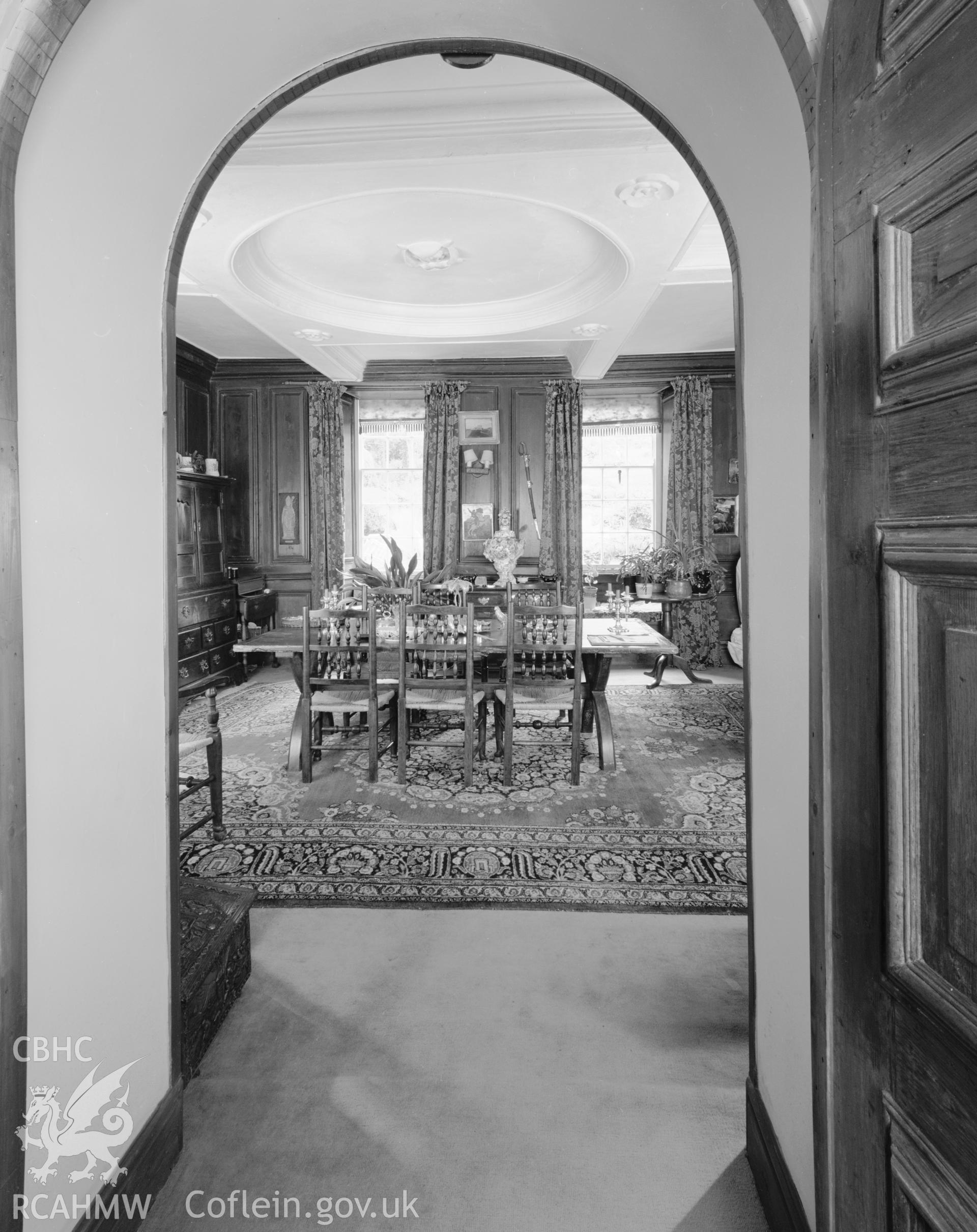 Interior, dining room from drawing room. NA/CD/99/001