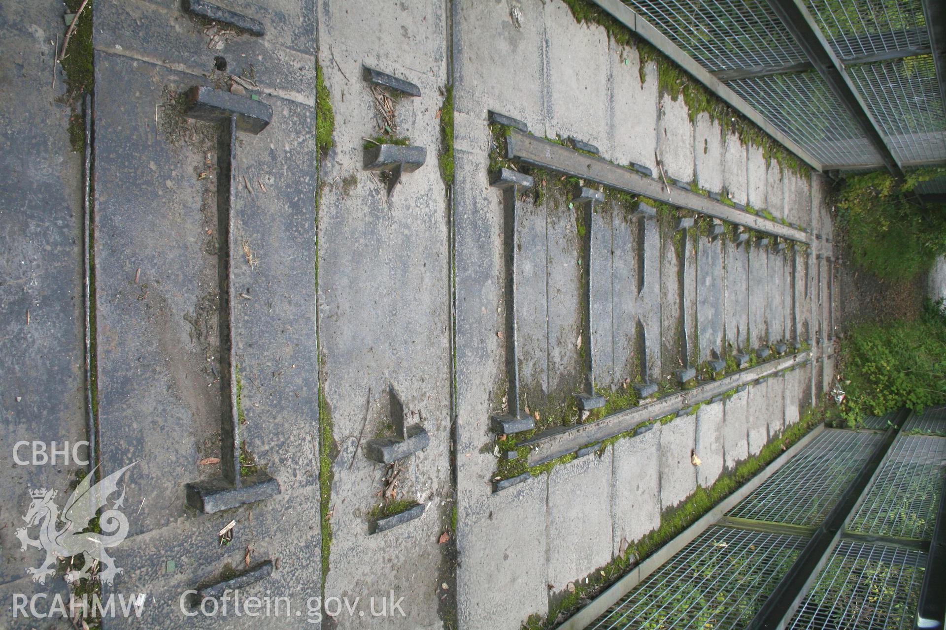 Detail of the tramway plates, showing the chairs of the sills, and the iron pegs used to hold the plateway in position