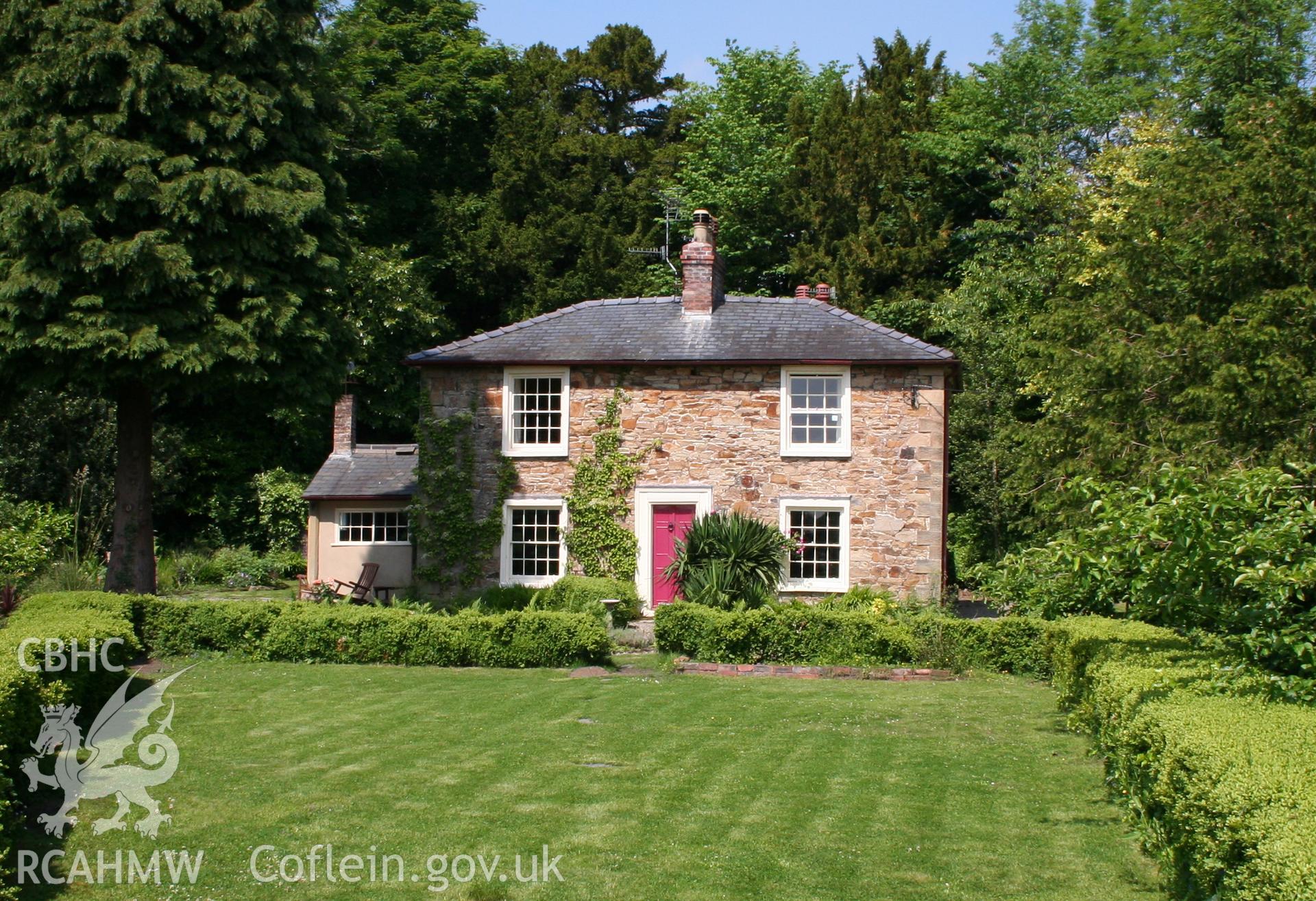 Wood bank Cottage Pontcysyllte. South-east elevation.