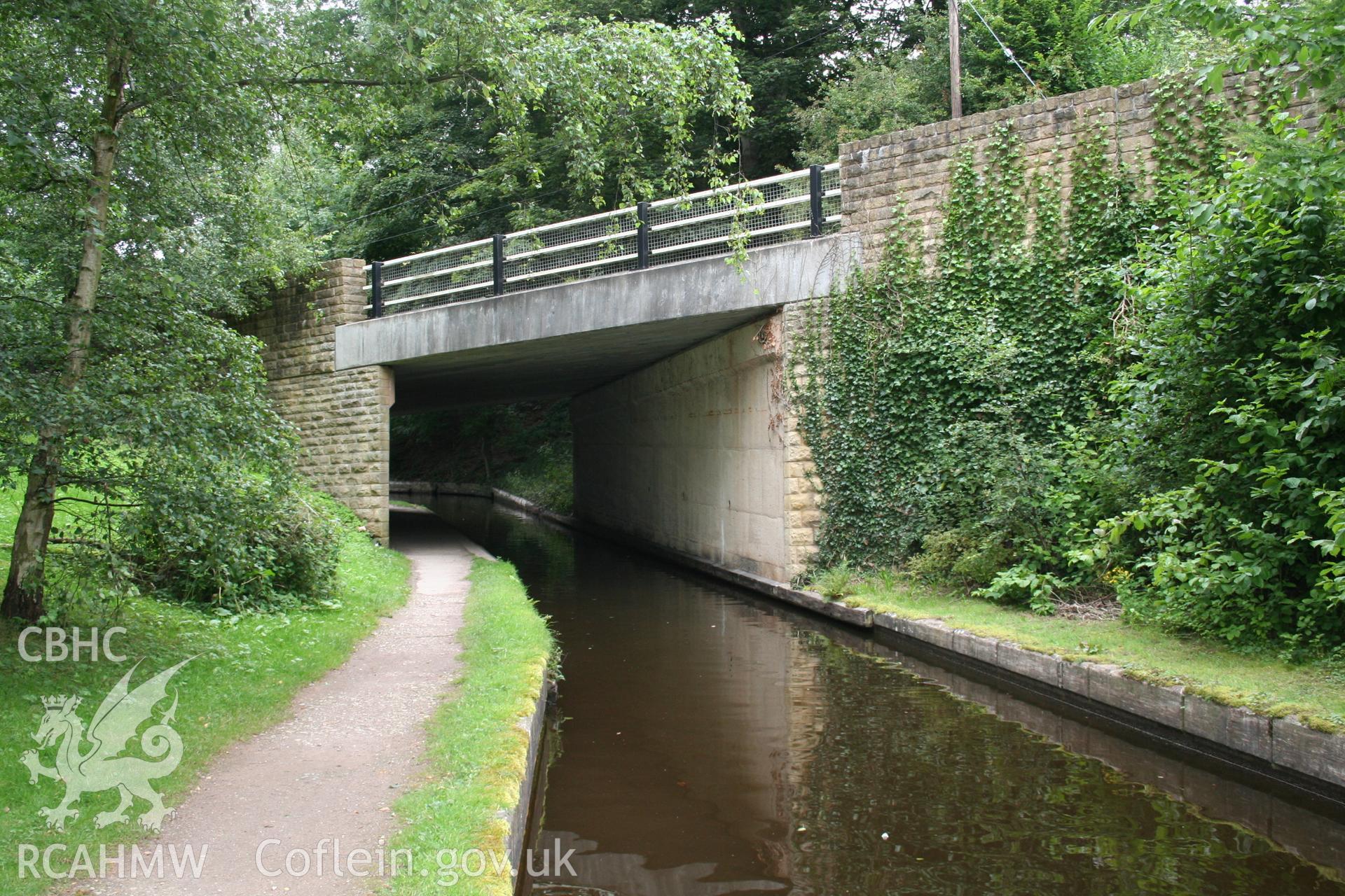 Digital photographic survey of Wenffrwd Bridge No. 42, Llangollen Canal, by Daniel Jones, 28/08/2007.