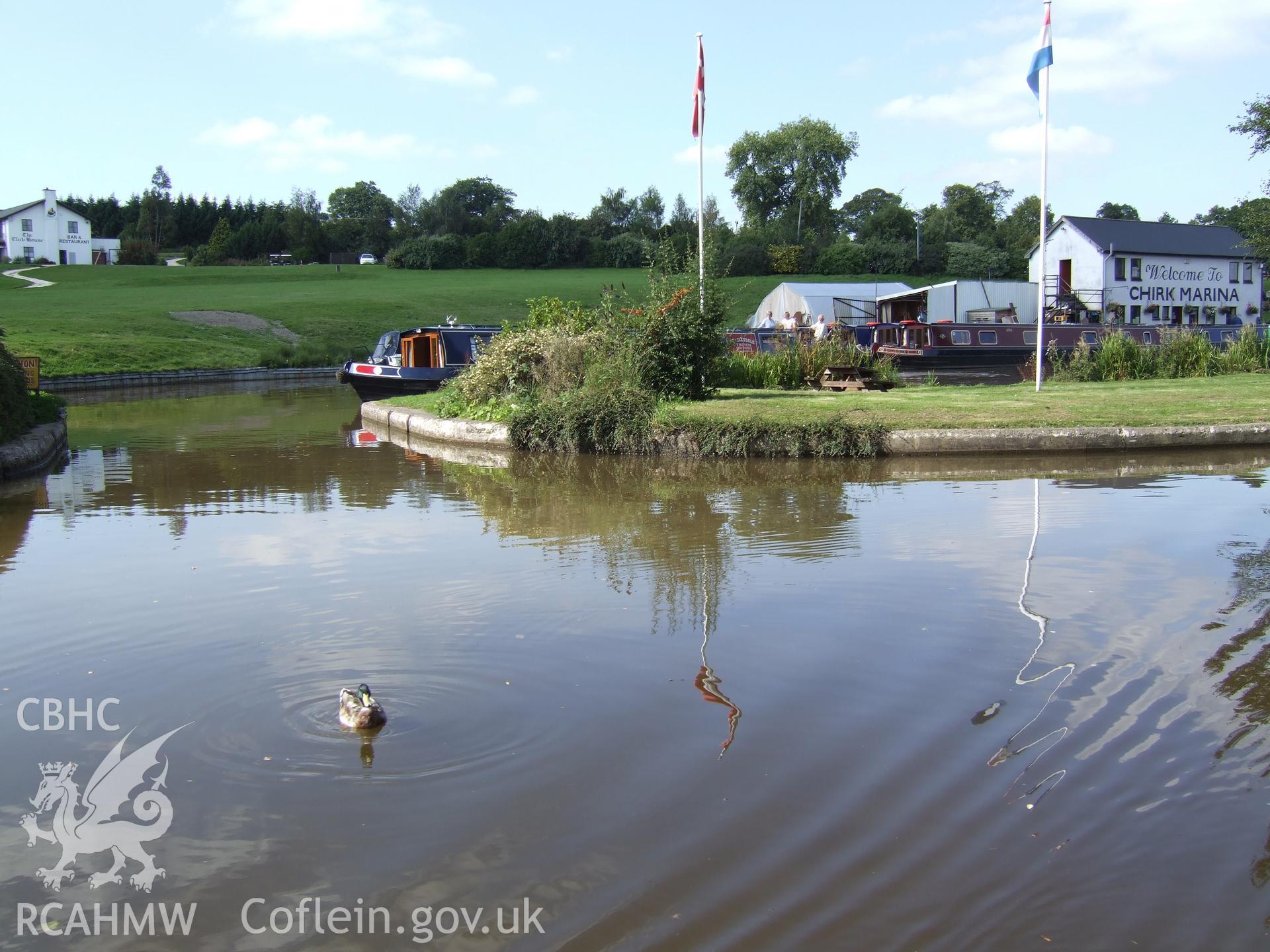 Digital photographic survey of Chirk Marina, Llangollen Canal, by Stephen Hughes, 08/09/2006.