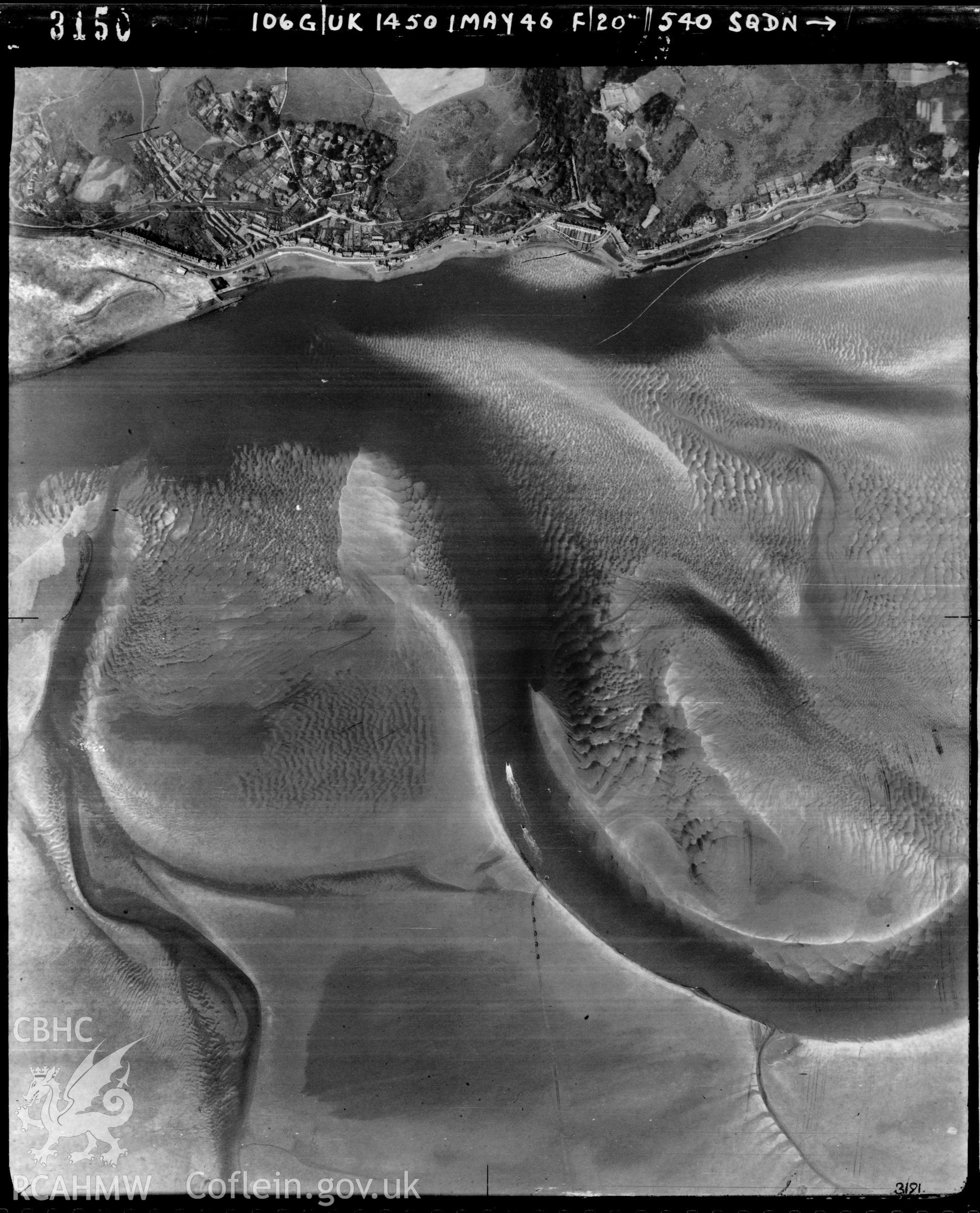Aerial view of Ynyslas taken by RAF in 1946, which has captured the moment of buffalo tanks entering the Leri on 1 May 1946.