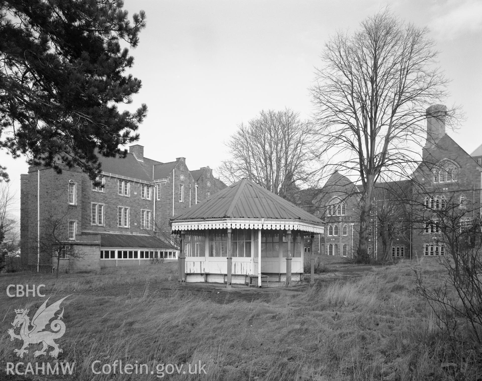 Exterior, garden pavilion