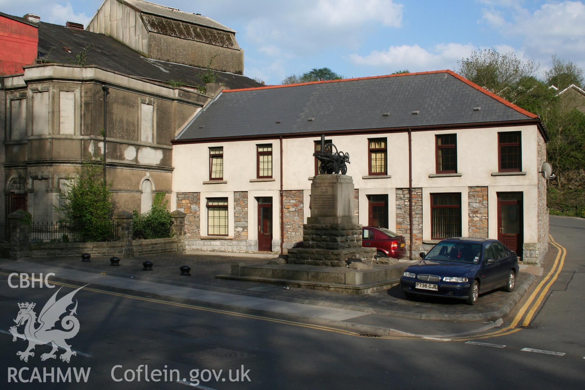 Monument from the west showing its roadside setting