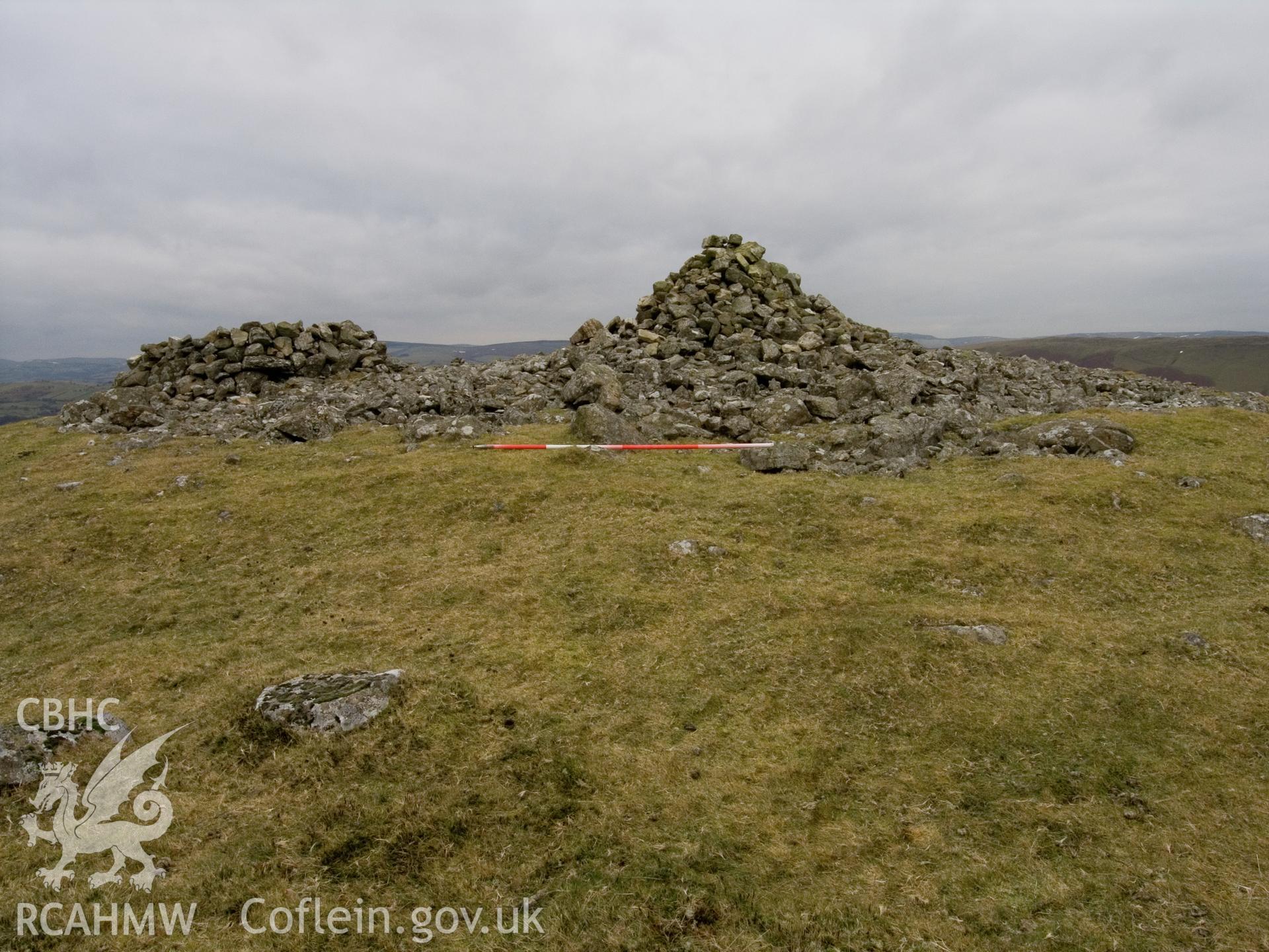 view looking NE with marker cairn (509838) and shelter (509837).