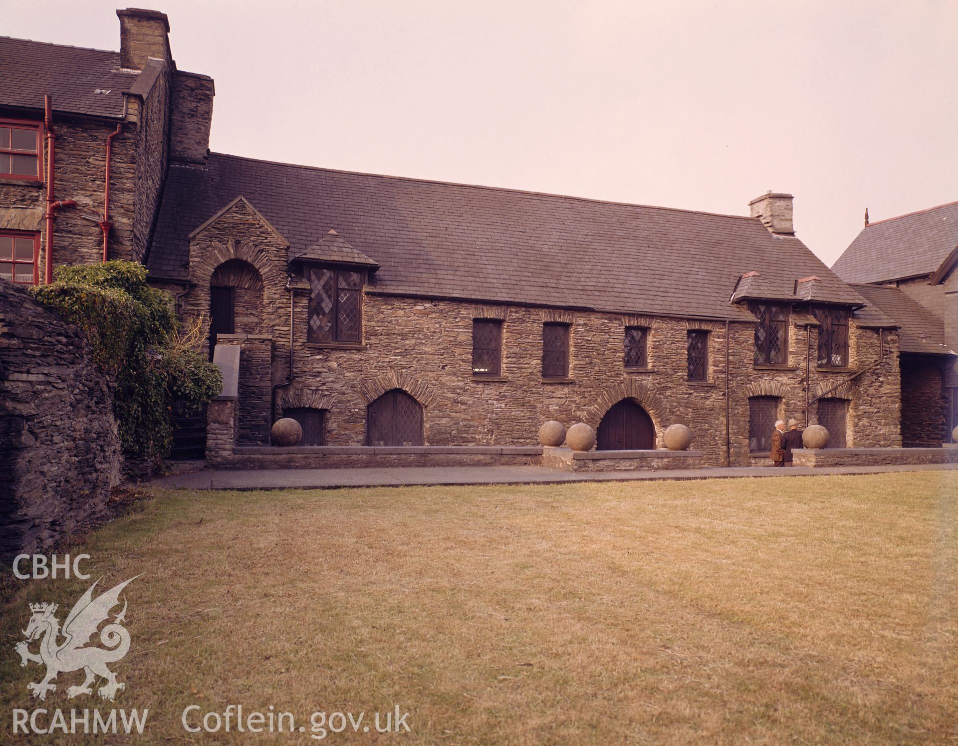 1 colour transparency showing view of the Owain Glyndwr Institute, Machynlleth; collated by the former Central Office of Information.