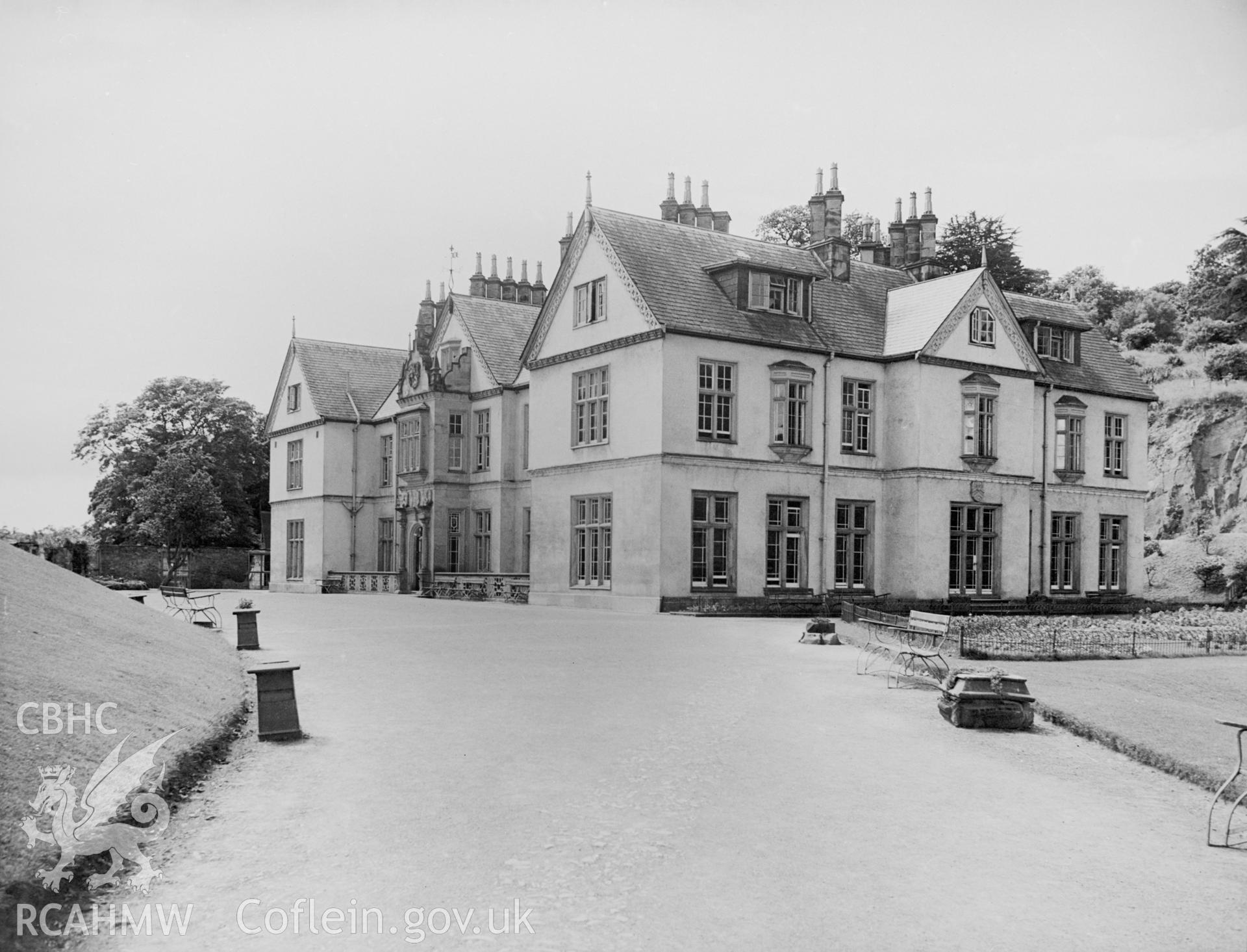 Main front. RCAHMW copy neg of photograph by Ronald Thompson