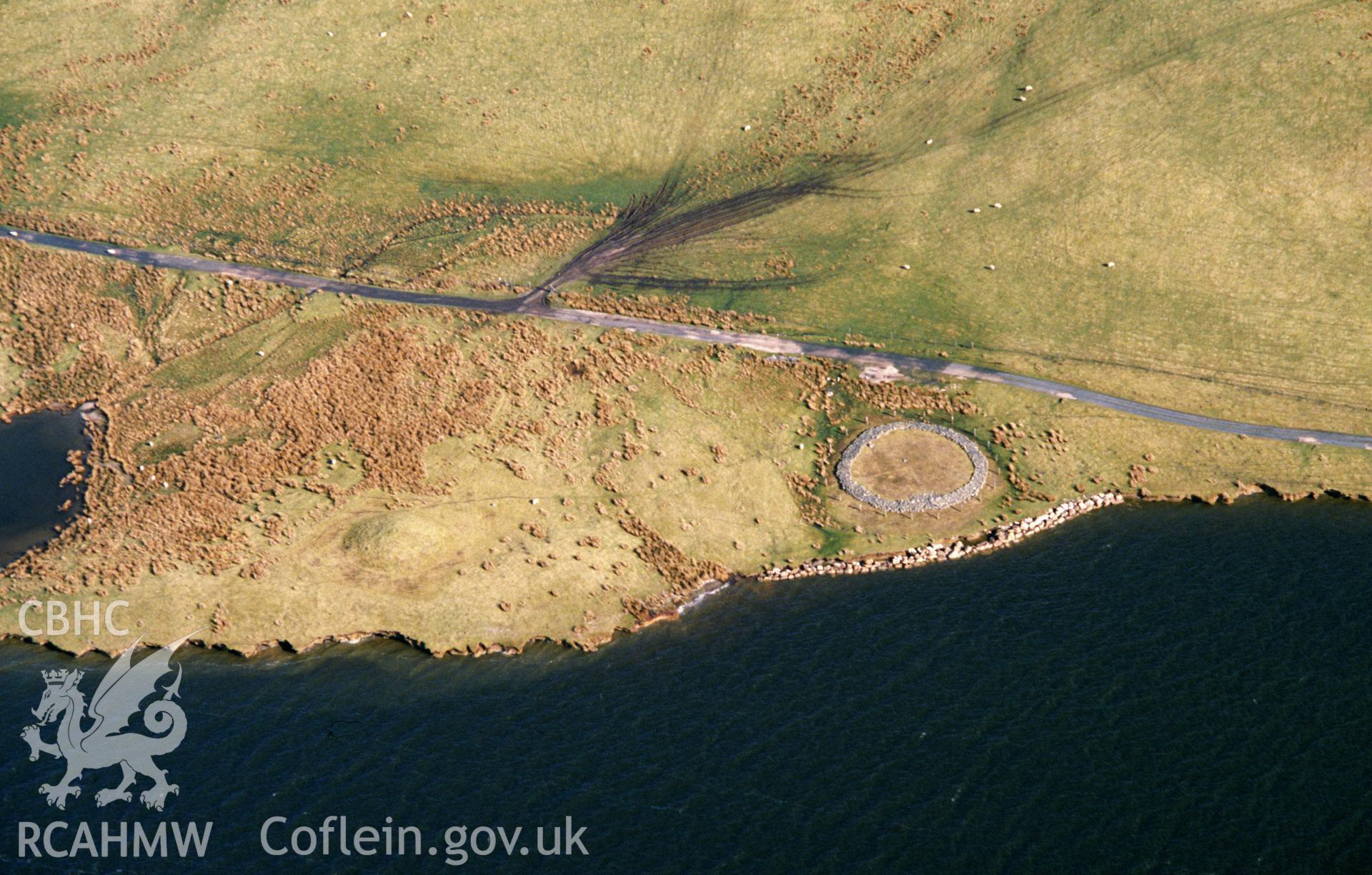 RCAHMW colour slide oblique aerial photograph of Brenig Bronze Age Cemetery, Llanrhaeadr-yng-nghinmeirch, taken on 26/02/1991 by CR Musson