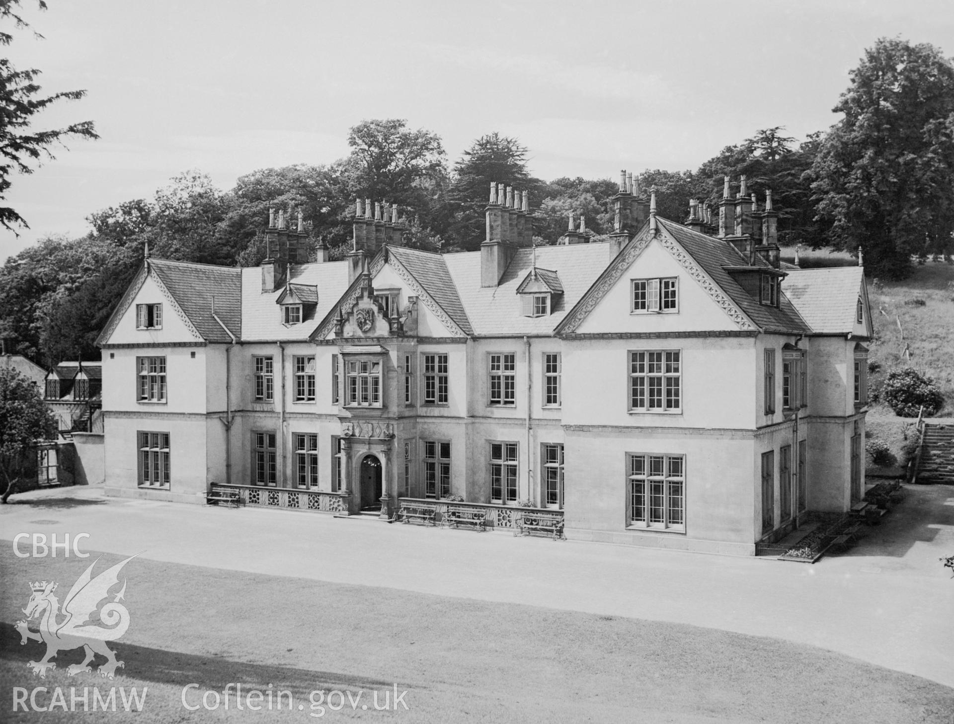 Main front. RCAHMW copy neg of photograph by Ronald Thompson