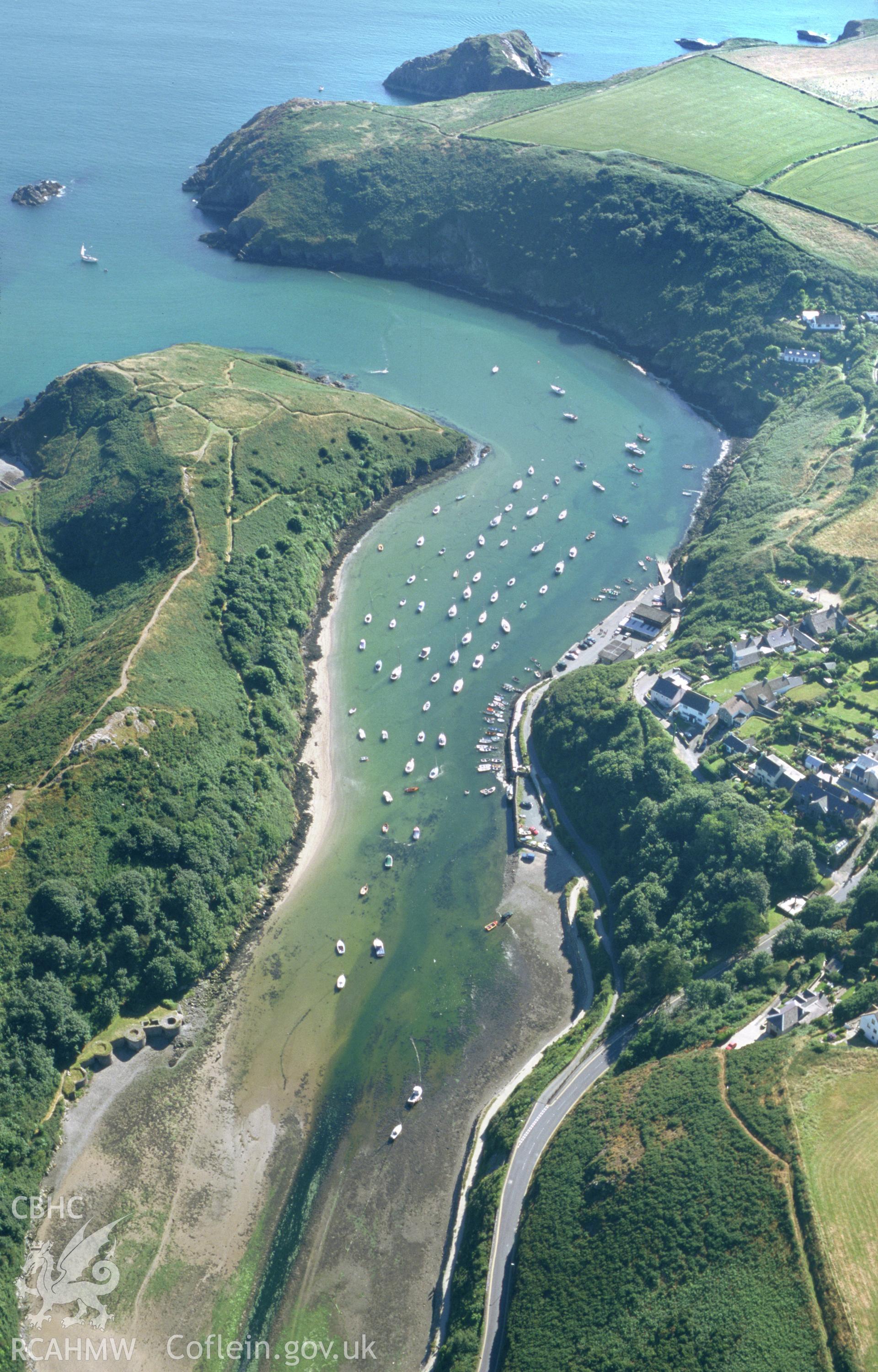 RCAHMW colour slide oblique aerial photograph of Solva, taken by T.G.Driver on the 17/07/2000