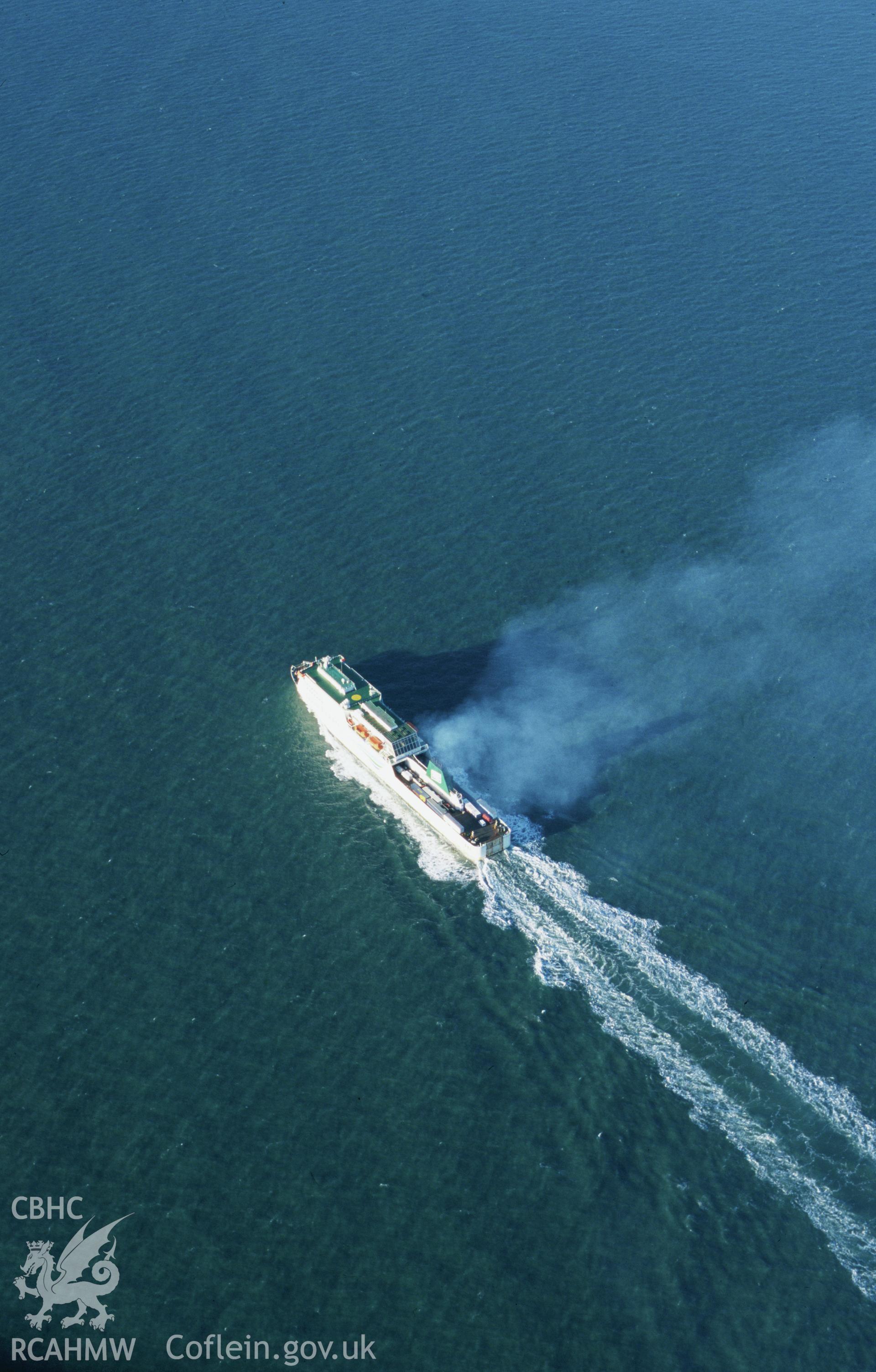 Slide of RCAHMW colour oblique aerial photograph of Skokholm Island, taken by T.G. Driver, 2001.