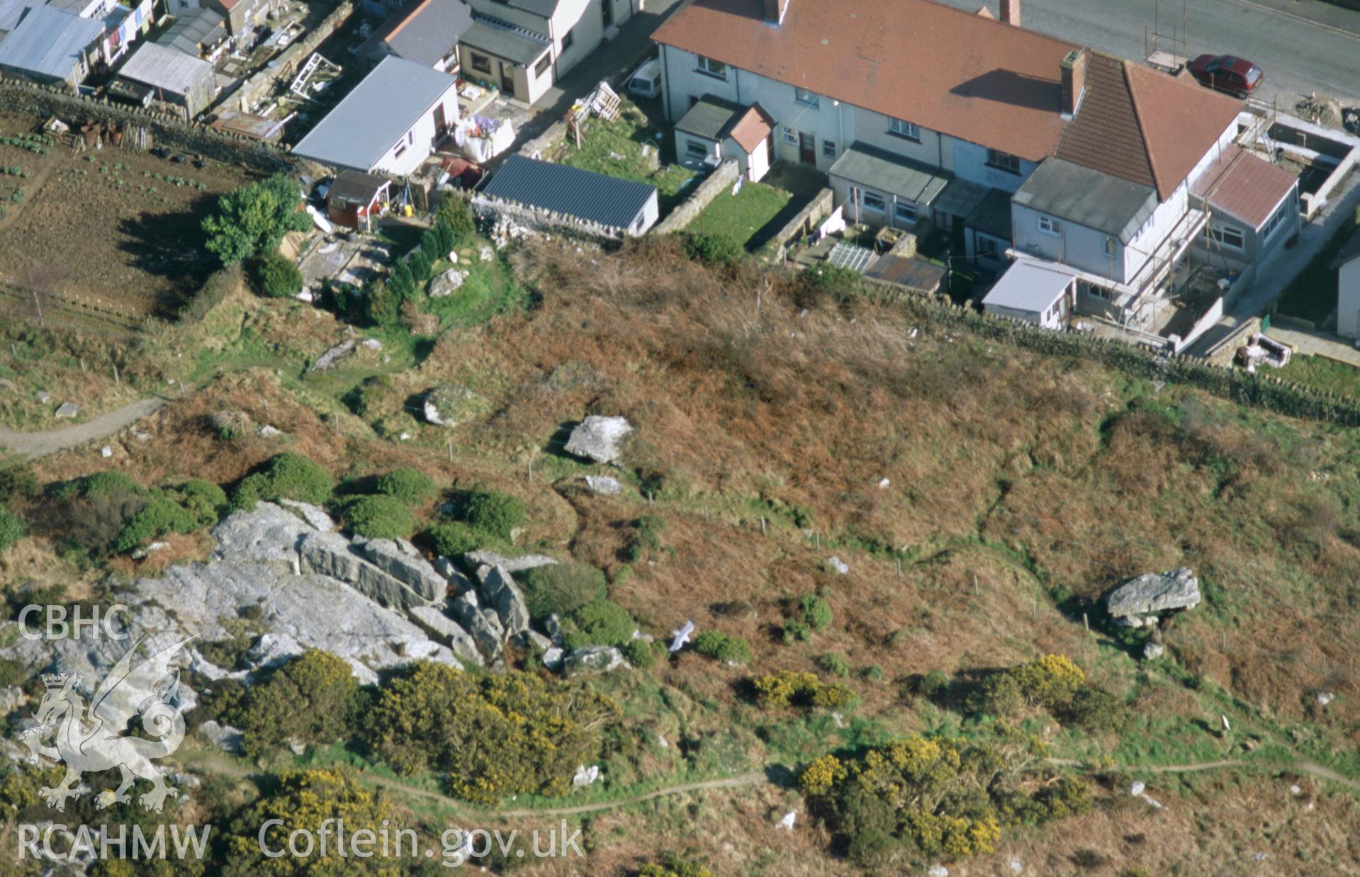 Slide of RCAHMW colour oblique aerial photograph of Carreg Samson/Carn Wen Burial Chamber at Goodwick taken by T.G. Driver, 2002.