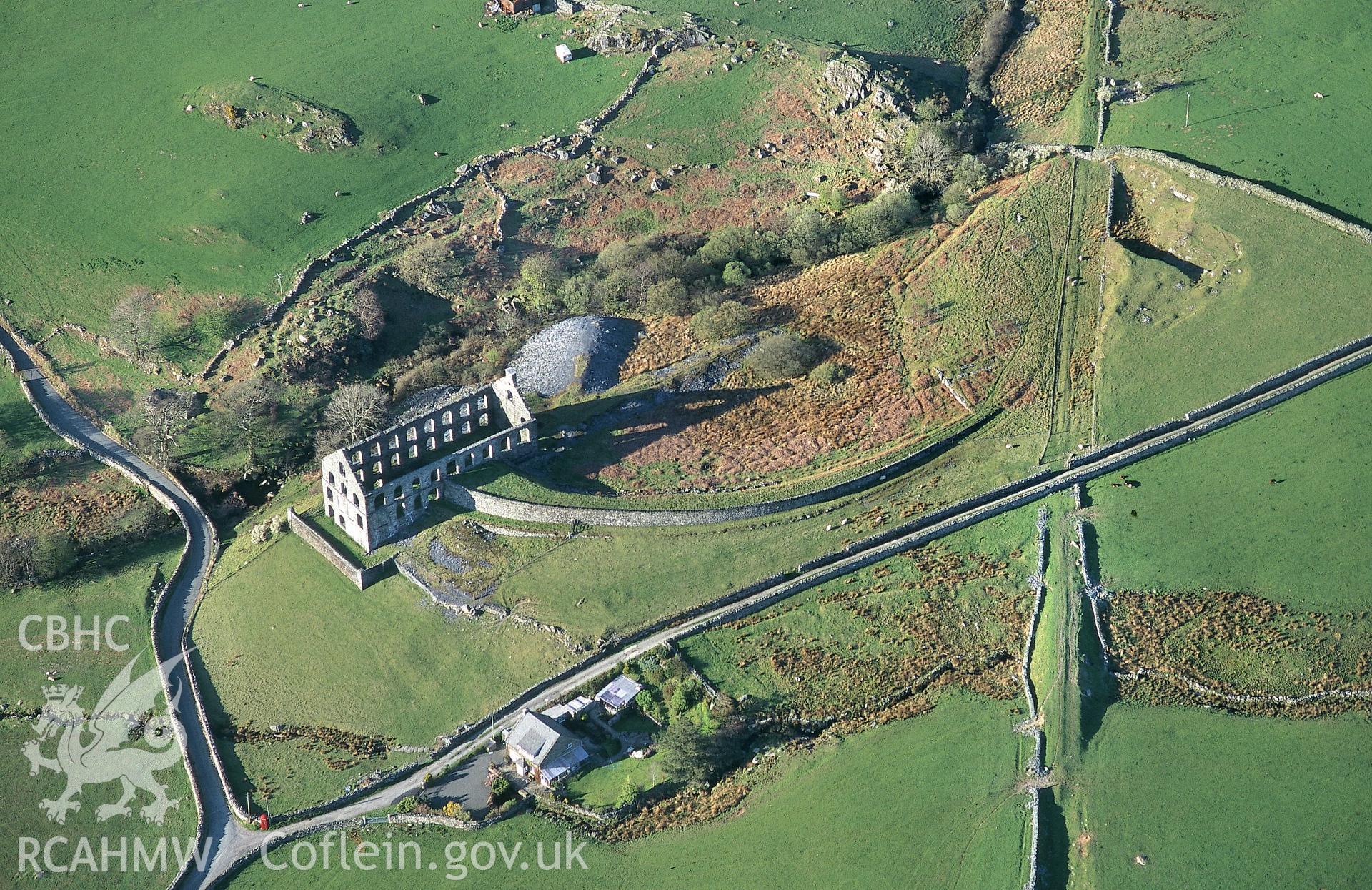 RCAHMW colour slide oblique aerial photograph of Ynys-y-pandy slate mill, Dolbenmaen, taken by C.R.Musson on the 06/05/1996