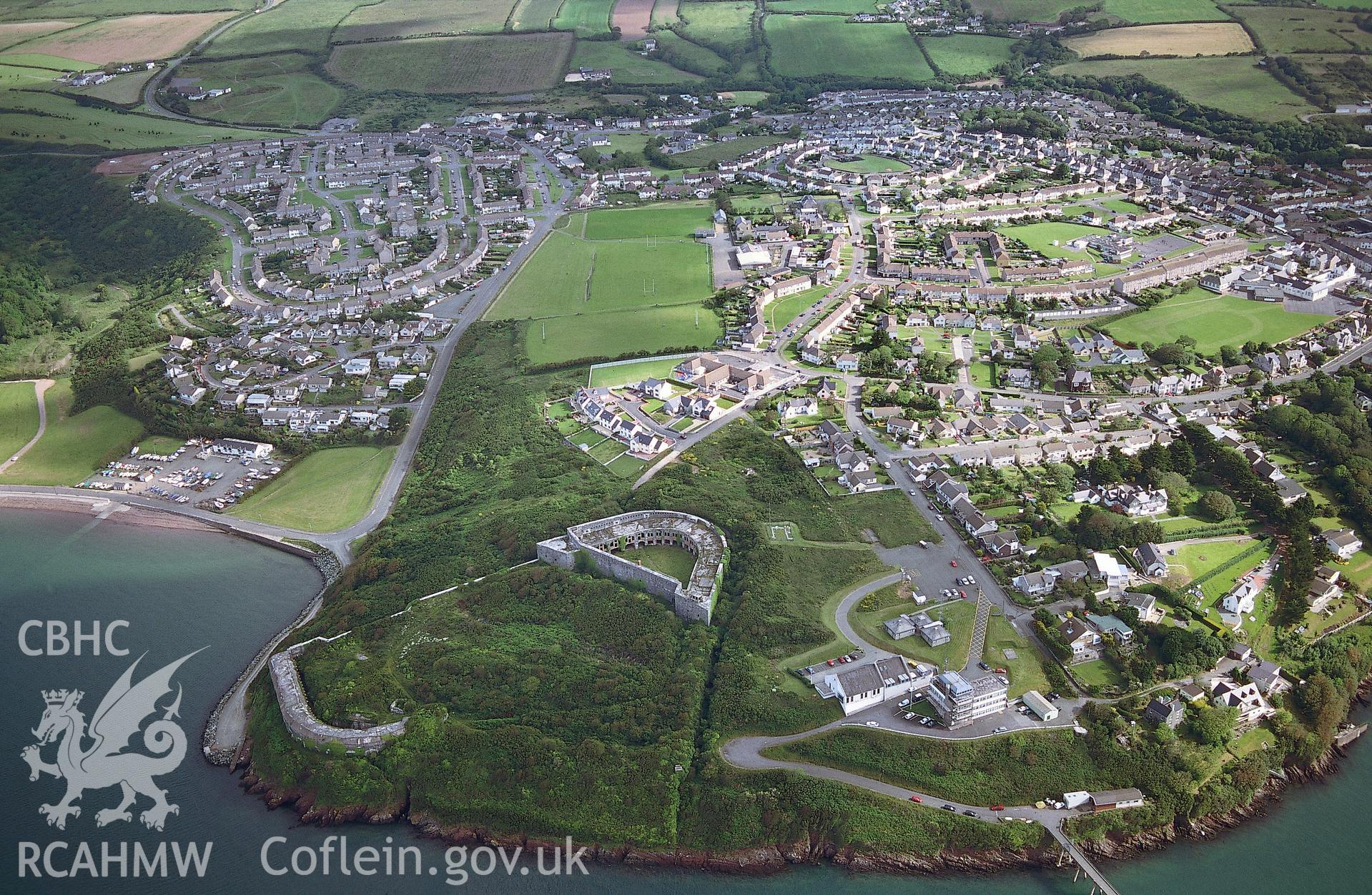 Slide of RCAHMW colour oblique aerial photograph of Hubberston Fort, Milford Haven, taken by T.G. Driver, 2002.