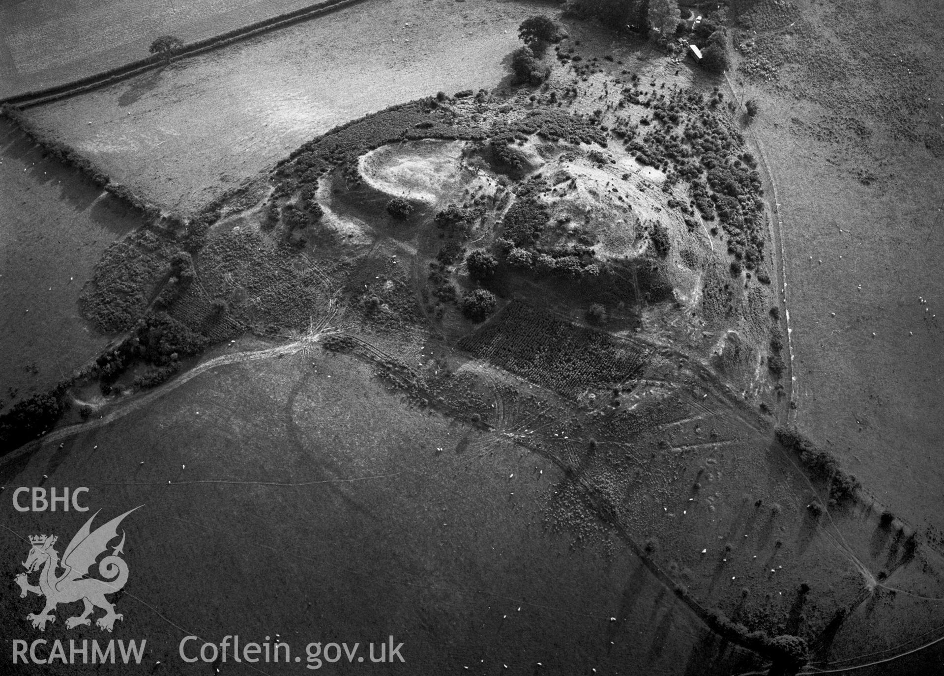 RCAHMW black and white oblique aerial photograph of Penycastell, Llanilar, taken 1990.