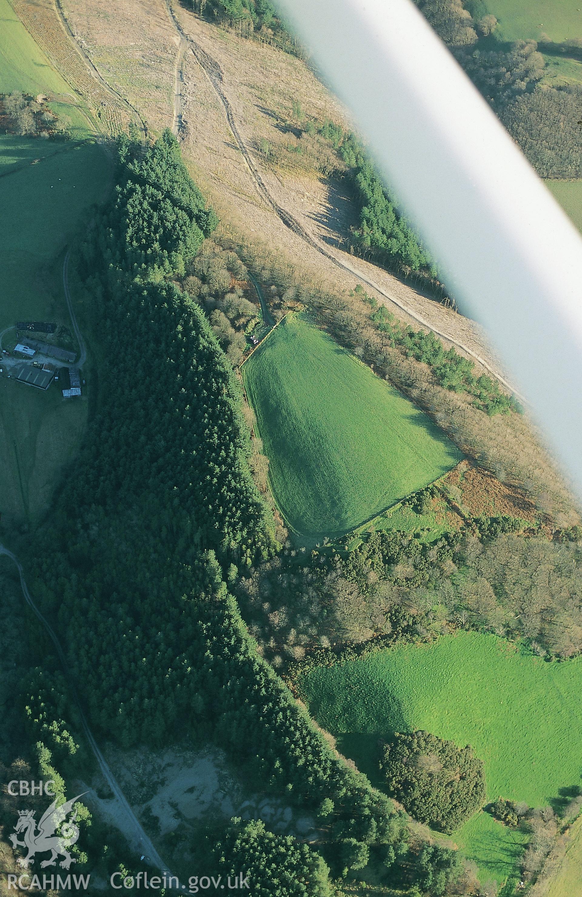 Slide of RCAHMW colour oblique aerial photograph of Banc y Castell, Goginnan, taken by T.G. Driver, 2001.