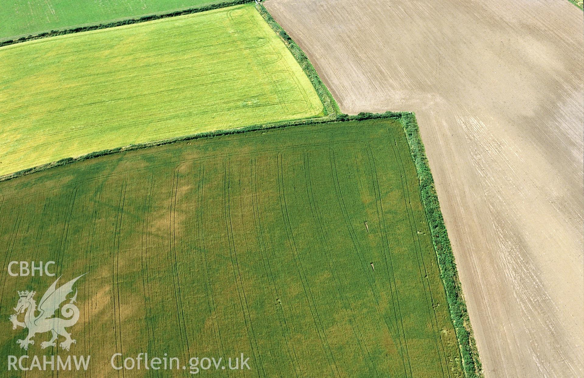 RCAHMW colour oblique aerial photograph of Towyn Warren taken on 18/07/2003 by Toby Driver