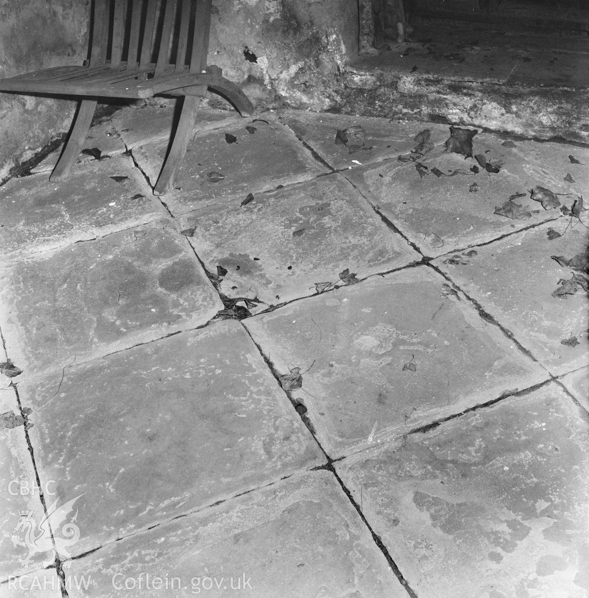 Interior view showing flooring in cross-passage from porch