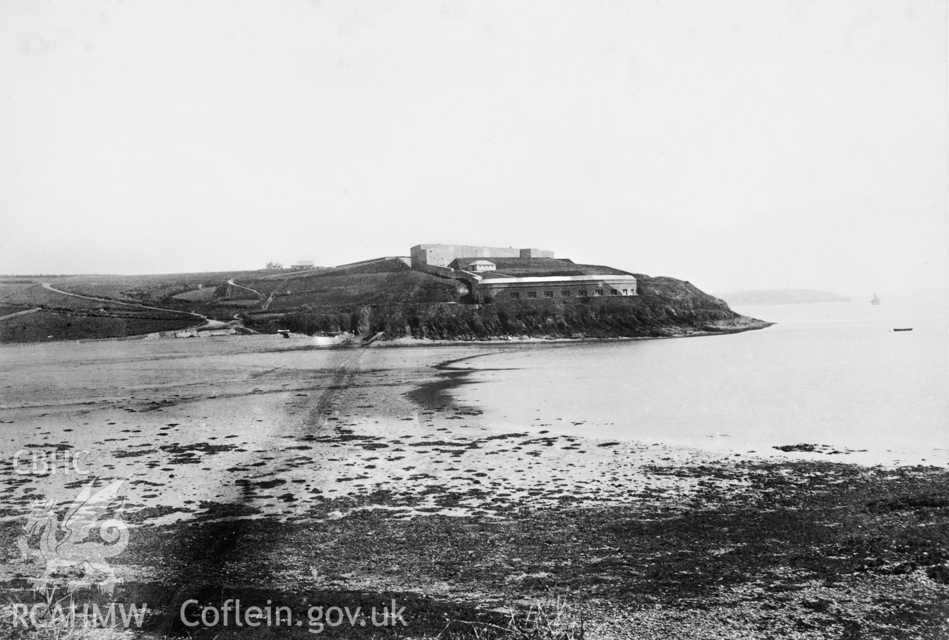 Hubberston Fort, Pembrokeshire; B&W print copied from an undated postcard loaned by Thomas Lloyd.  Copy negative held.